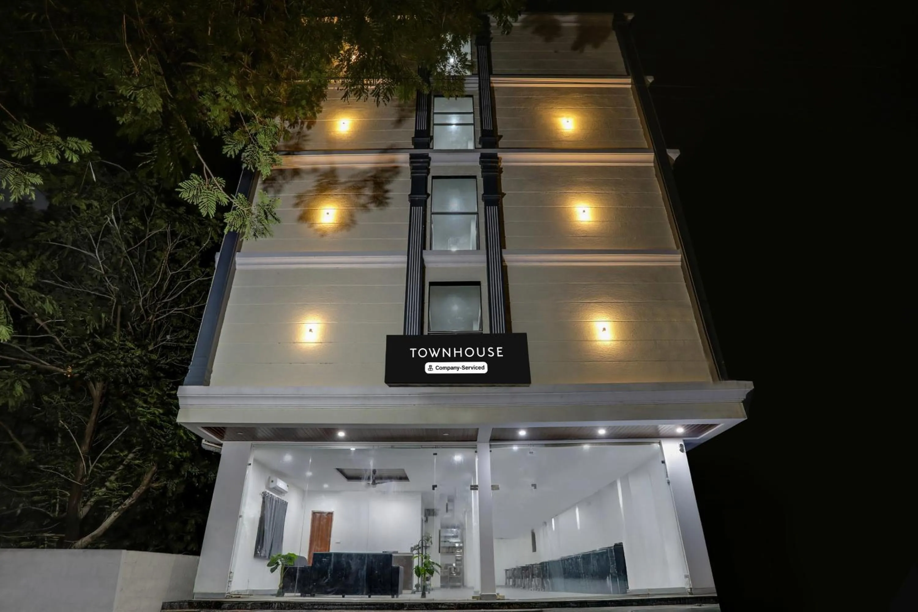 Facade/entrance in Super Townhouse Shamshabad Near Airport