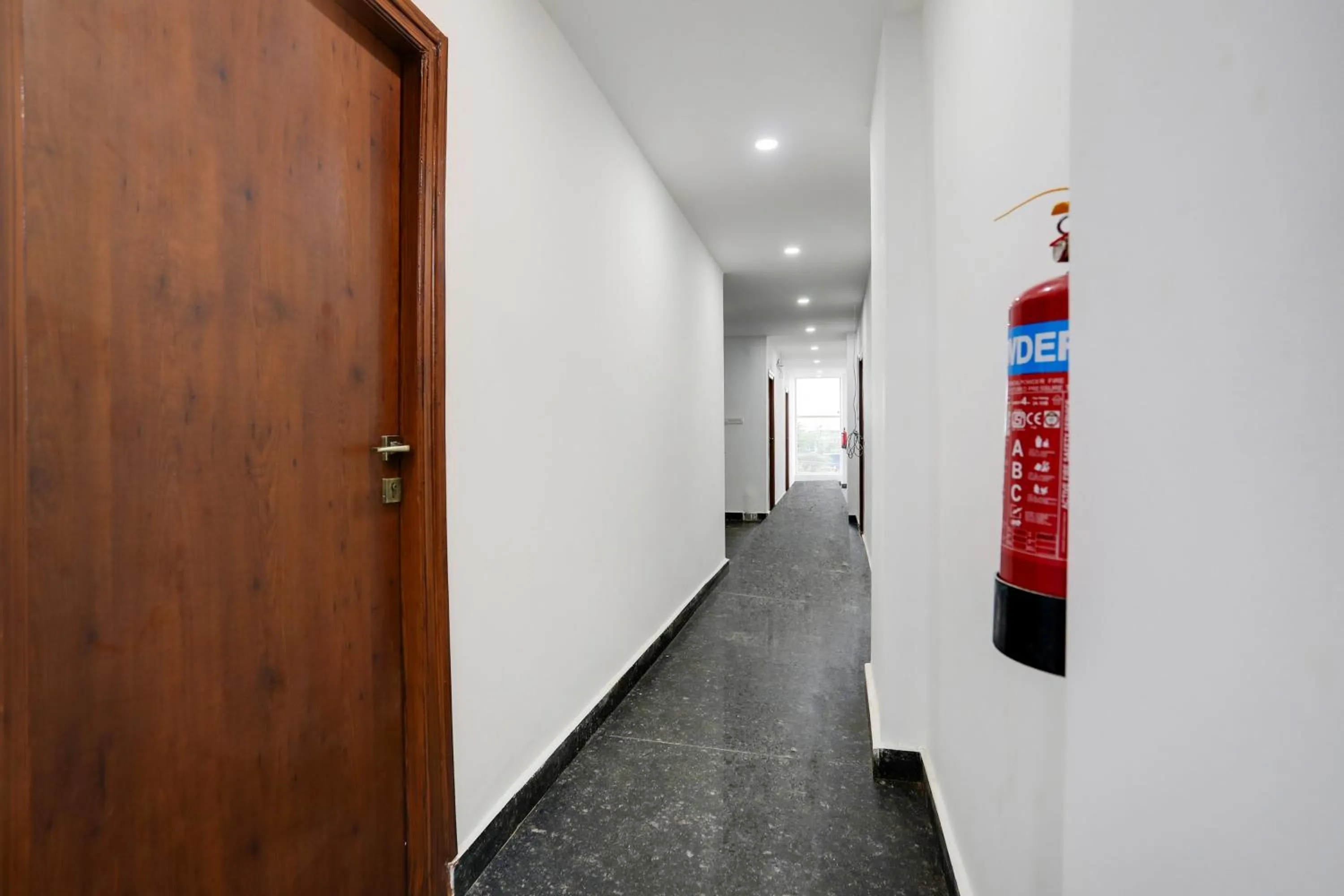 Lobby or reception in Super Townhouse Shamshabad Near Airport