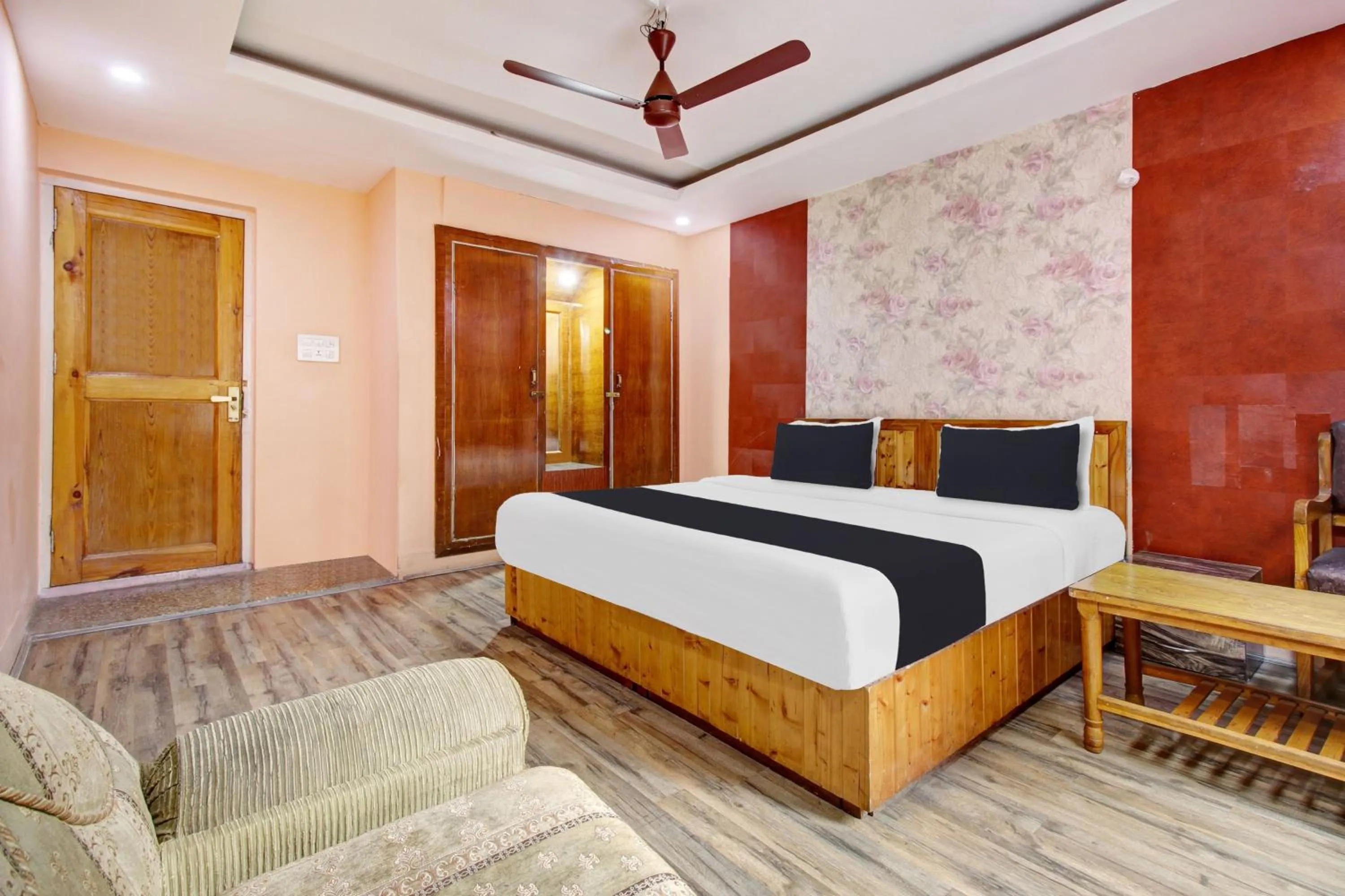 Bedroom, Bed in Super Collection O Rajbagh formerly Lavender