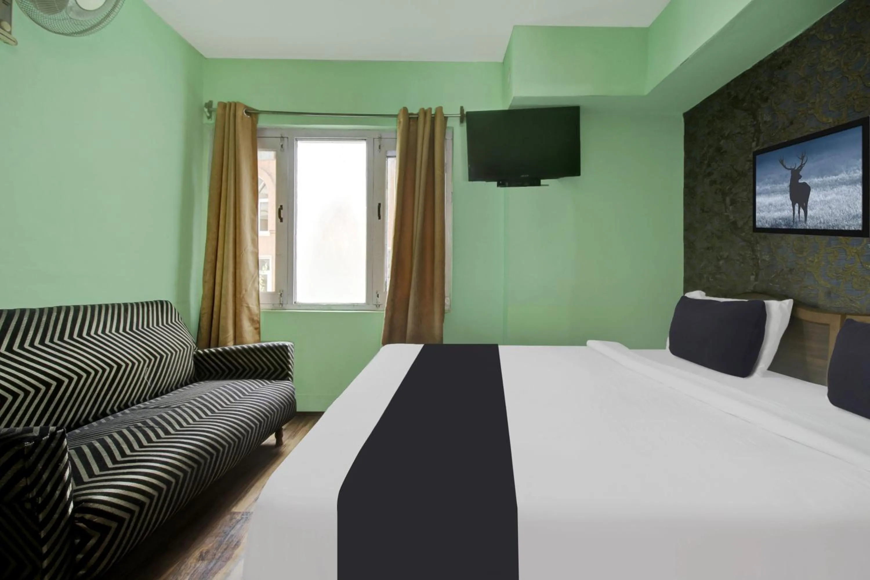 Bedroom, Bed in Super Collection O Rajbagh formerly Lavender