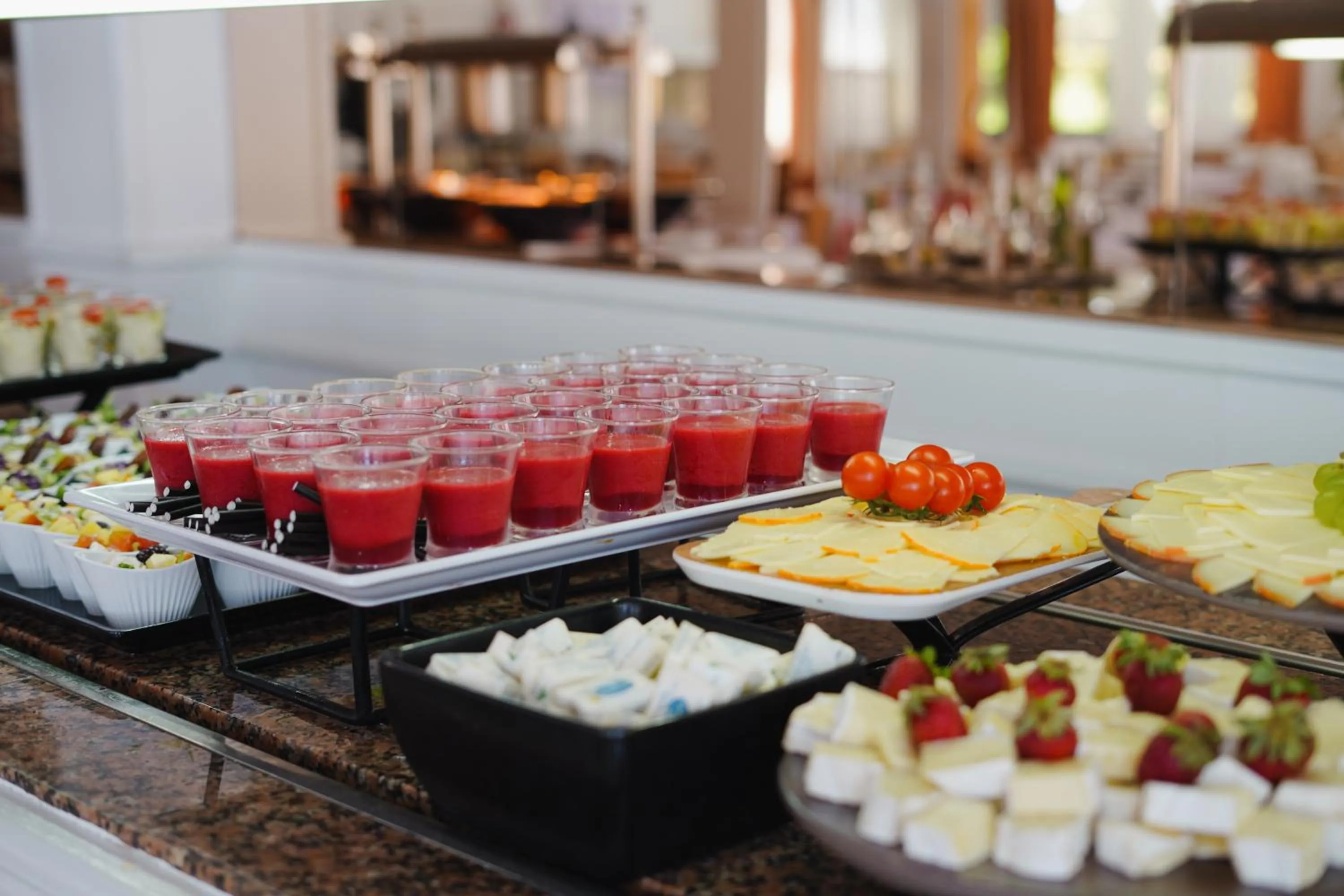 Restaurant/places to eat in Exagon Park