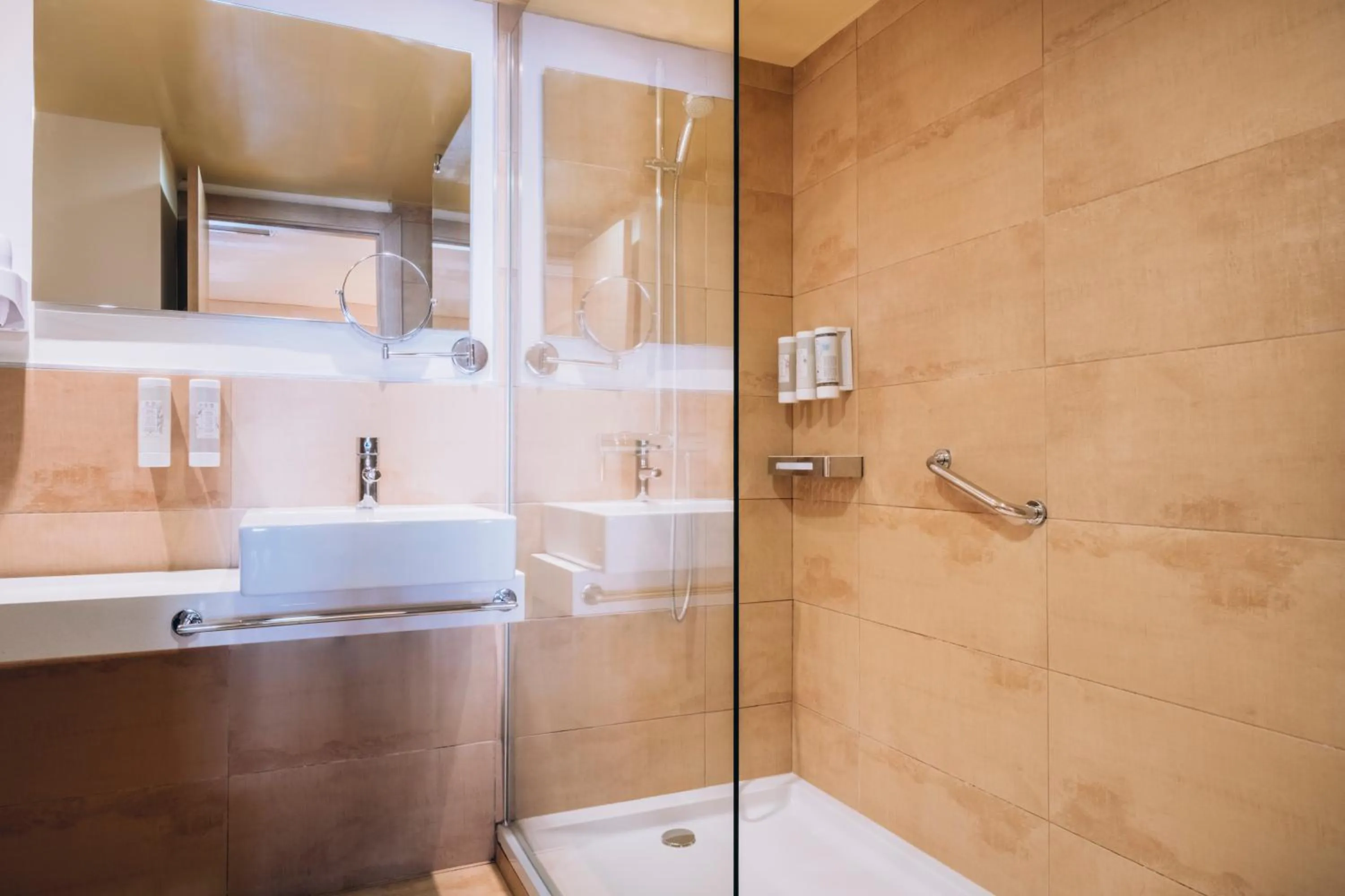 Toilet in Iberostar Waves Pinos Park