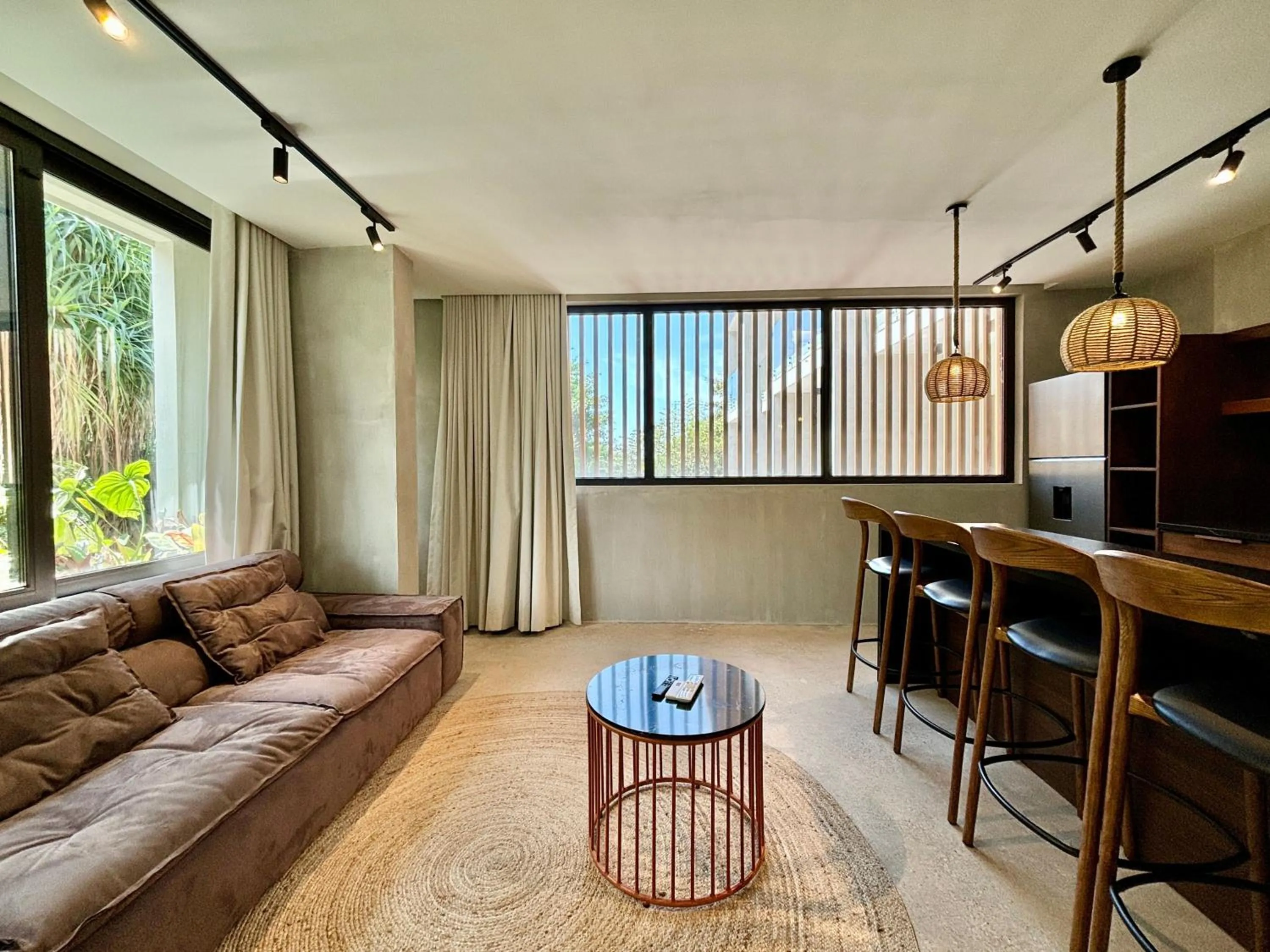 Kitchen or kitchenette in Blooma Boutique Hotel