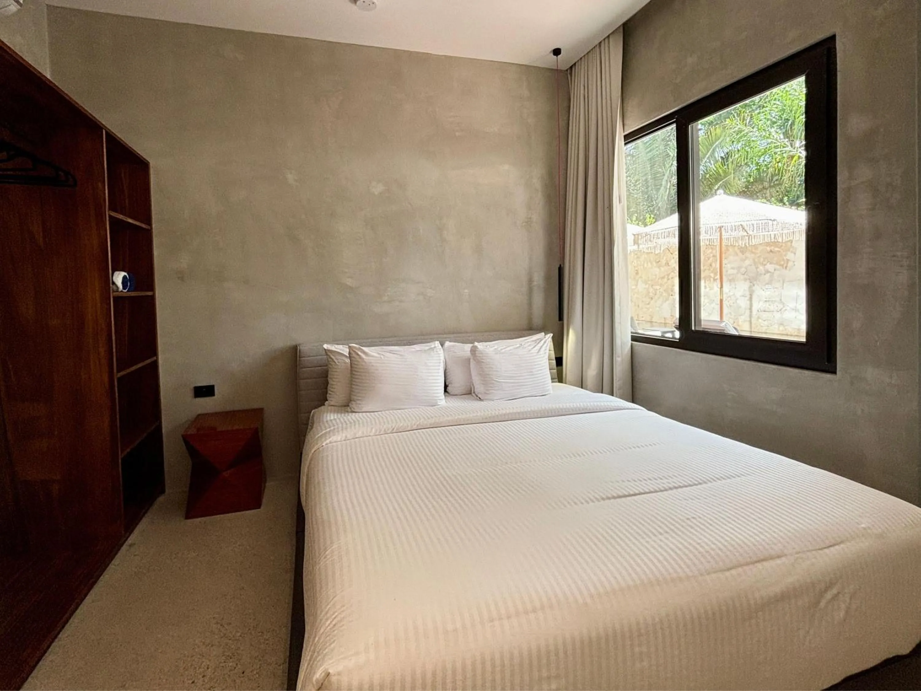 Bedroom, Bed in Blooma Boutique Hotel