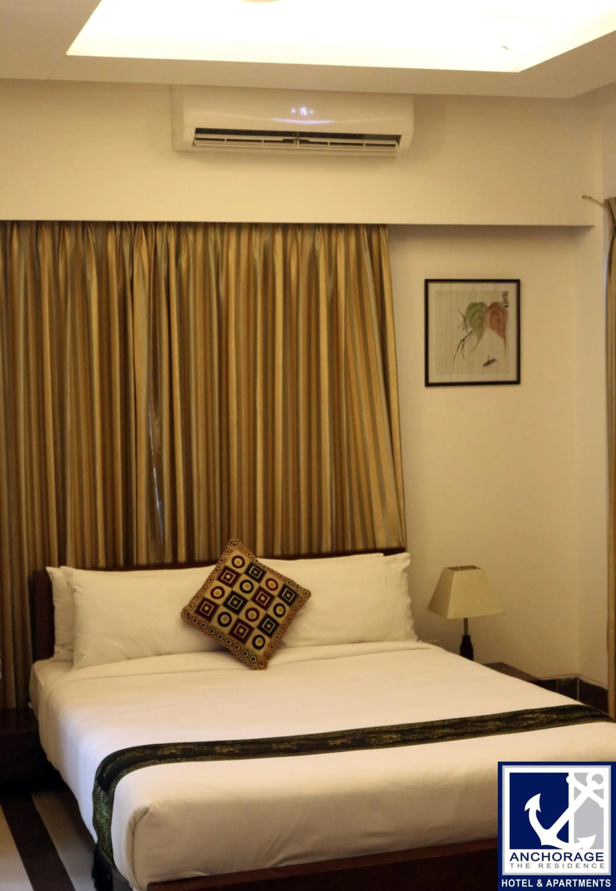 Bed in Anchorage The Residence