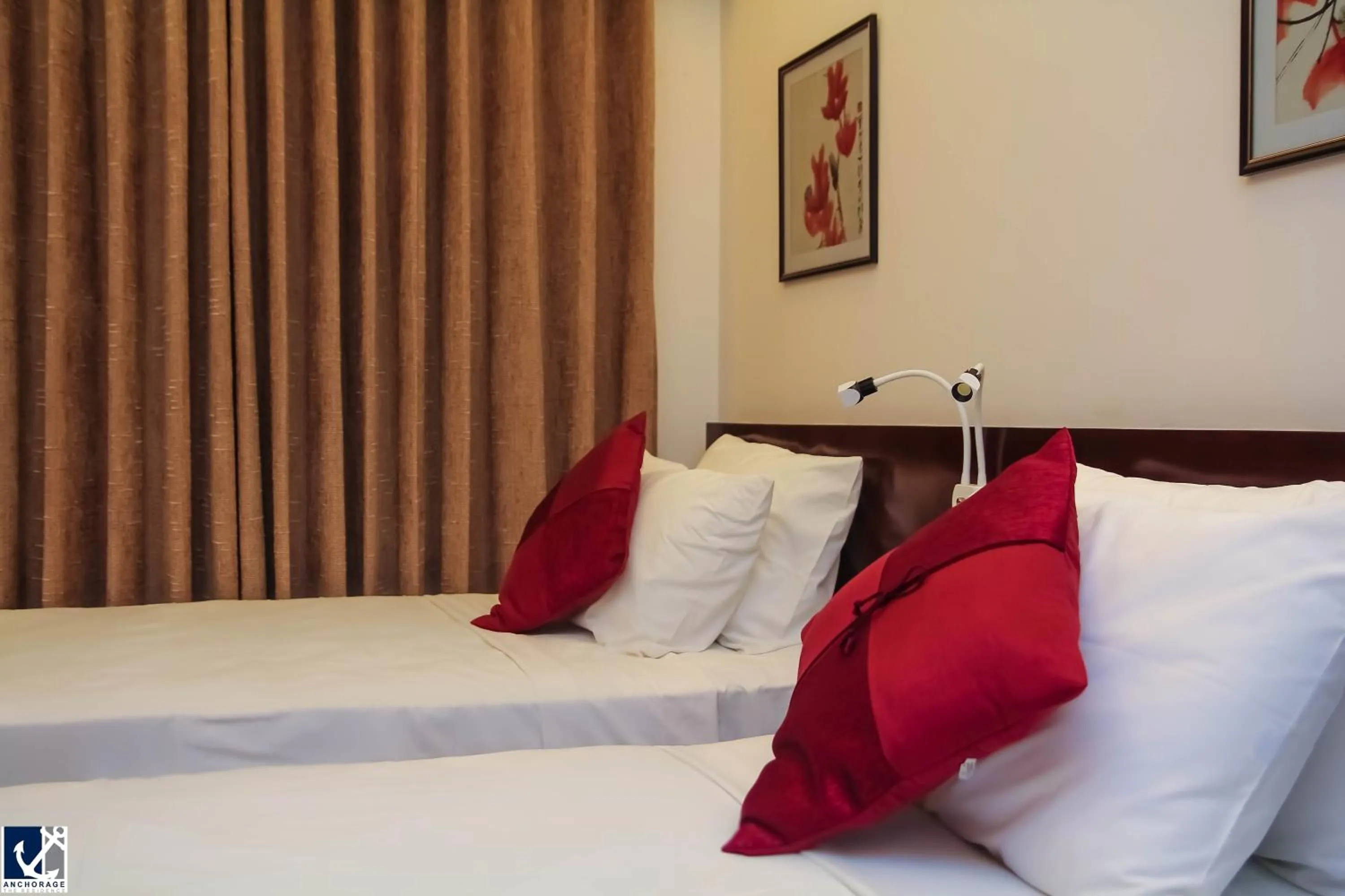 Photo of the whole room in Anchorage The Residence