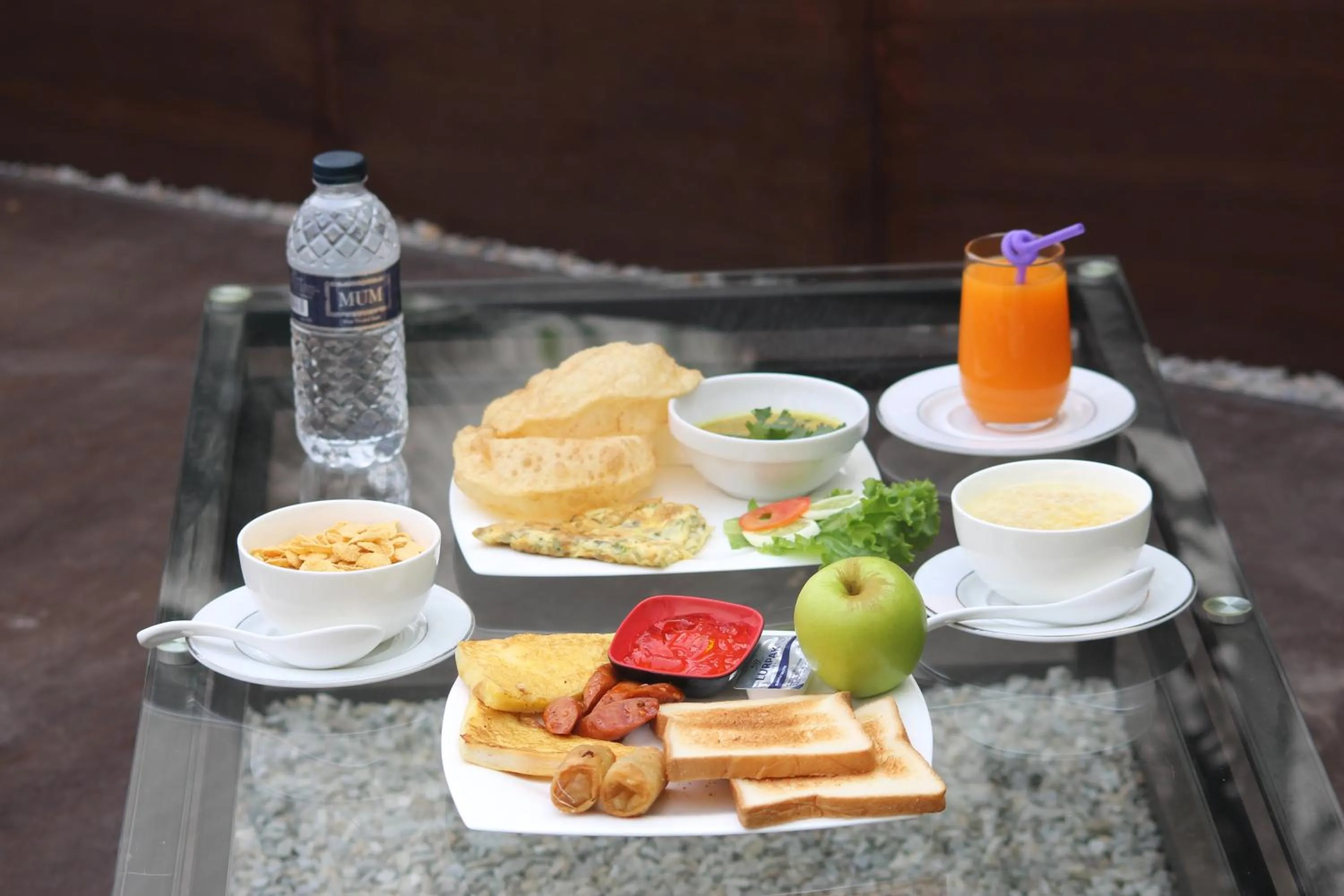 Breakfast in Anchorage The Residence