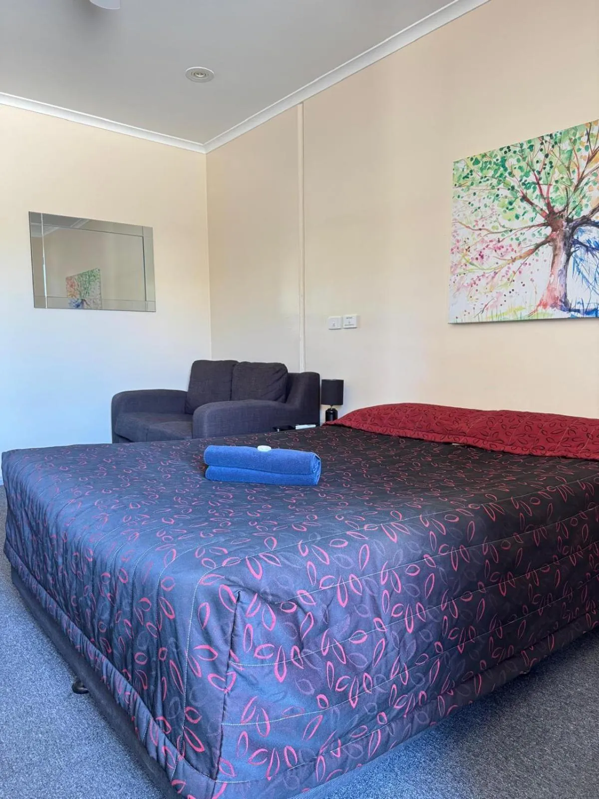 Double Room in Wentworth Central Motor Inn