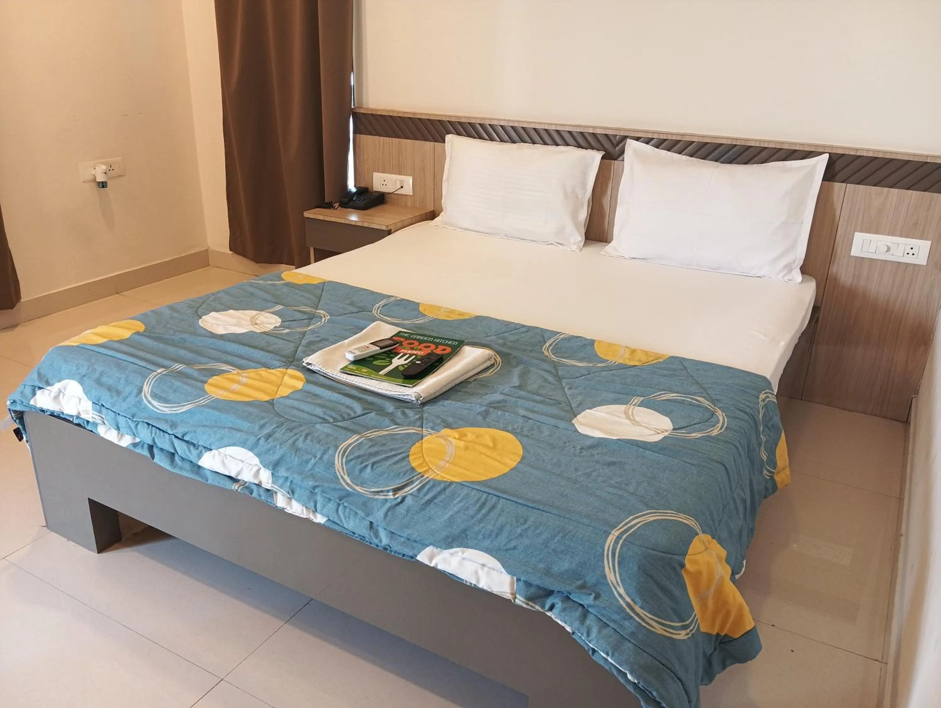 Bed in Embassy Suites