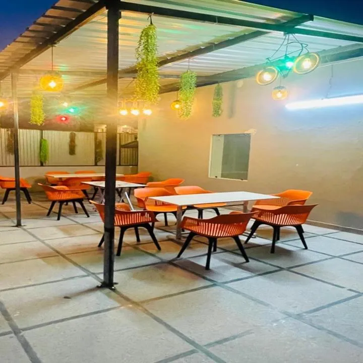 Seating area in The Gange Hill By Green Bird Hospitality