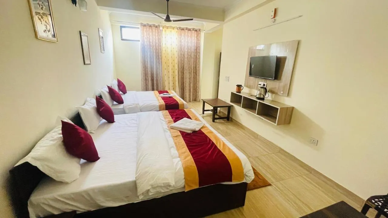 Bed in The Gange Hill By Green Bird Hospitality