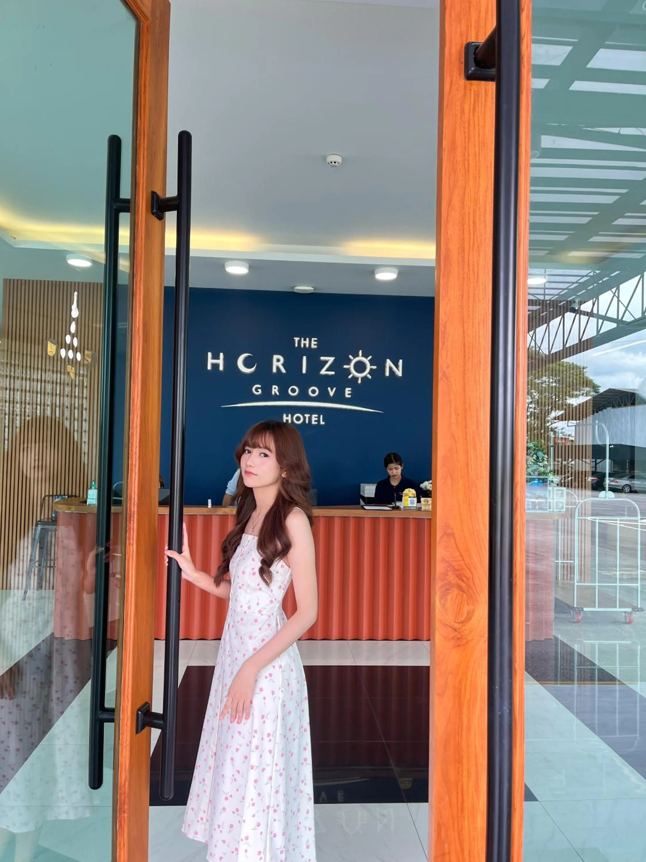 Facade/entrance in The Horizon Groove Hotel