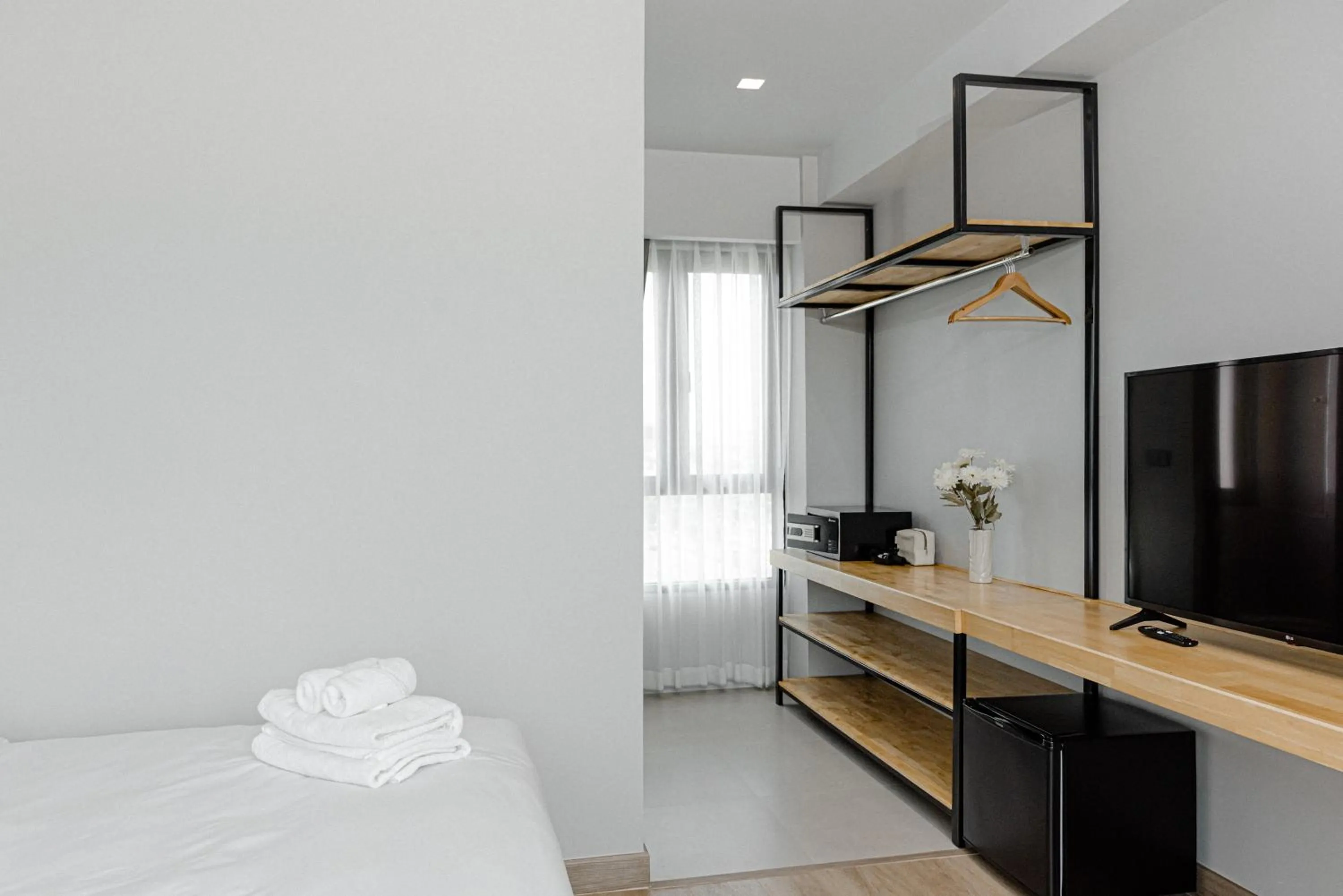 Bed in The Horizon Groove Hotel