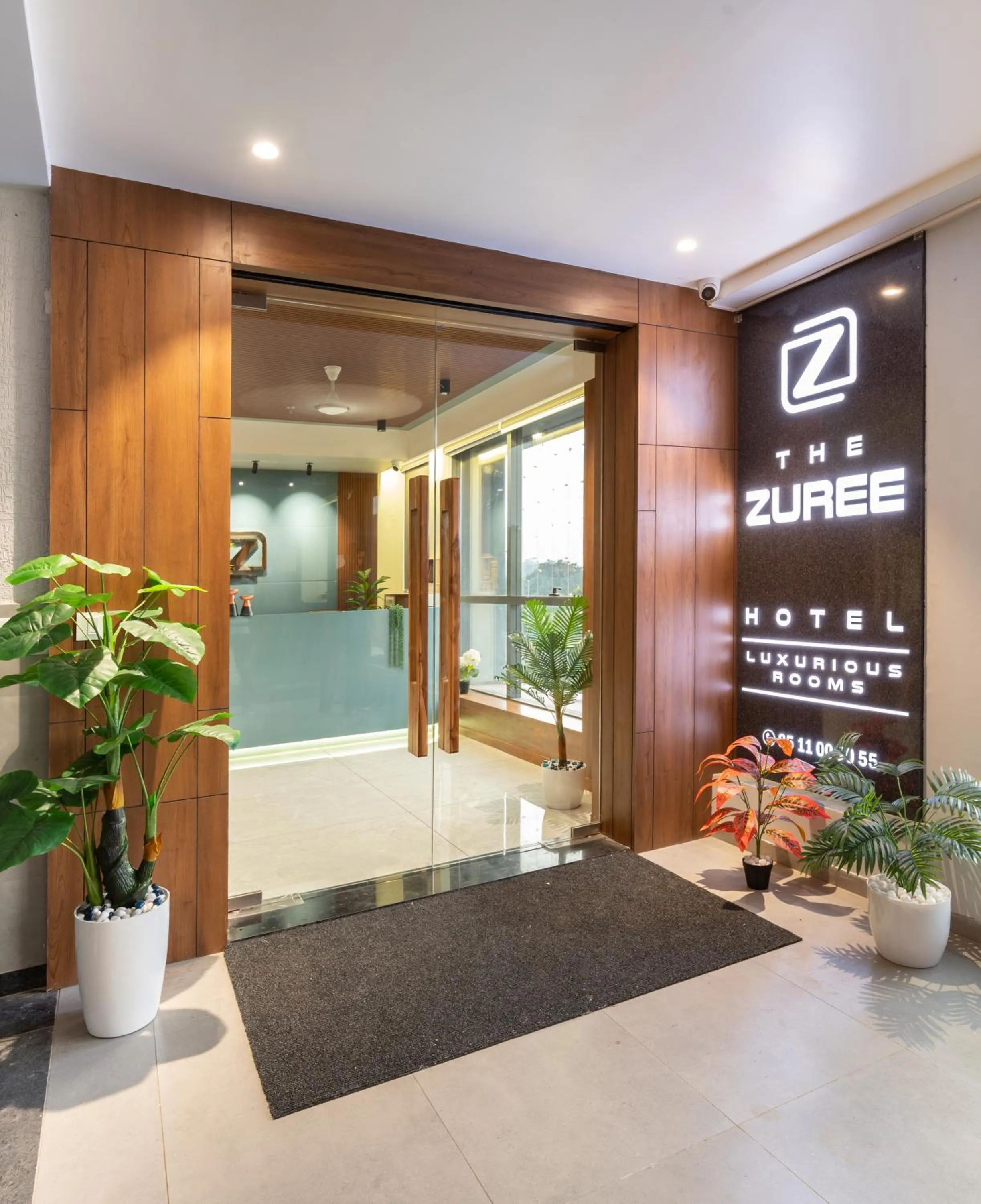 Logo/Certificate/Sign in The Zuree Hotel