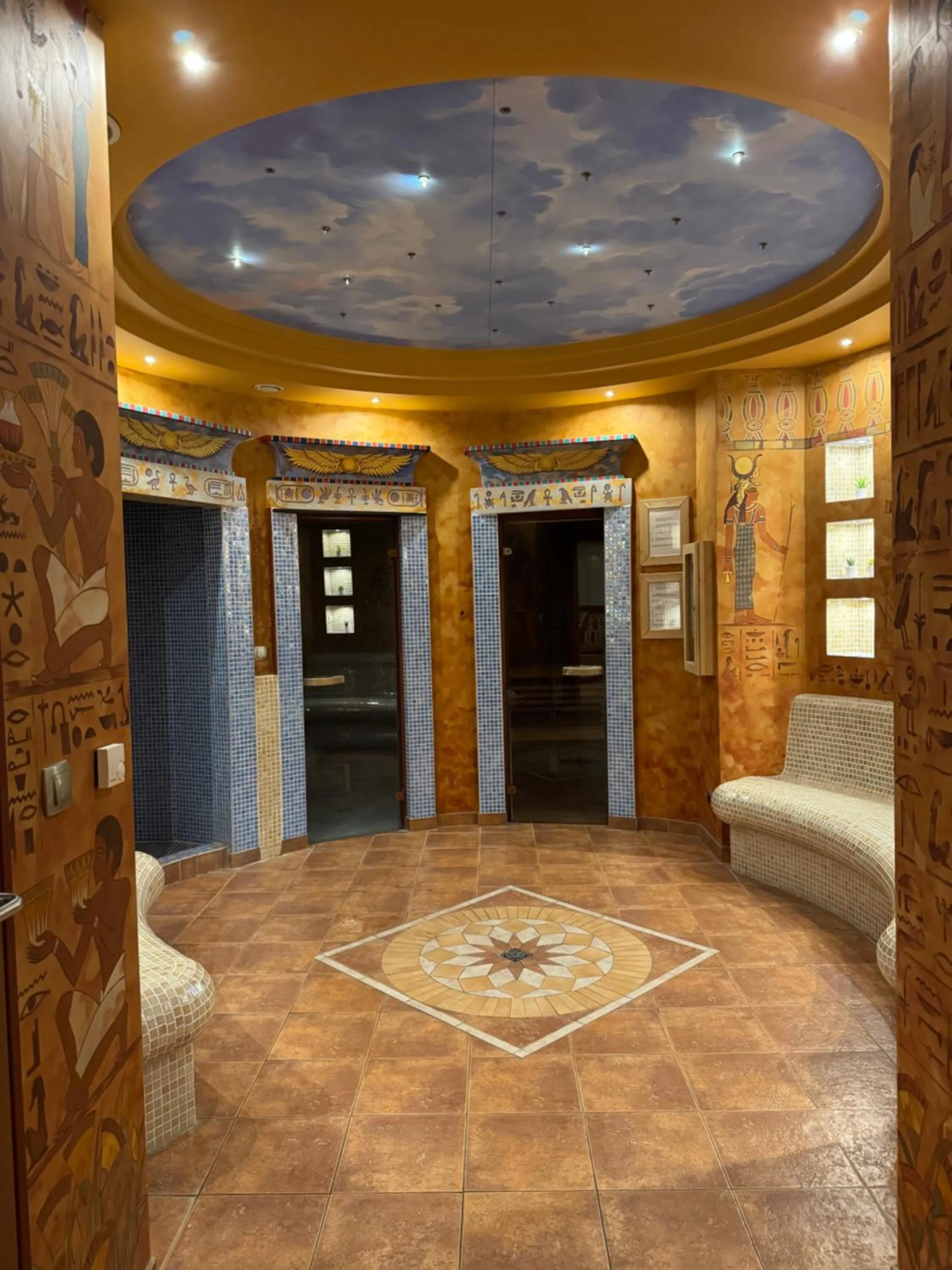 Hot Tub in Hotel Rigga