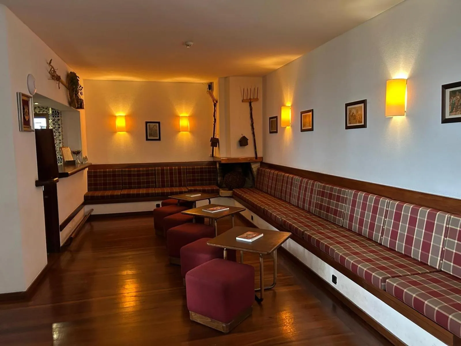Lounge or bar in Hotel Fortaleza de Almeida by ASITE Hotels