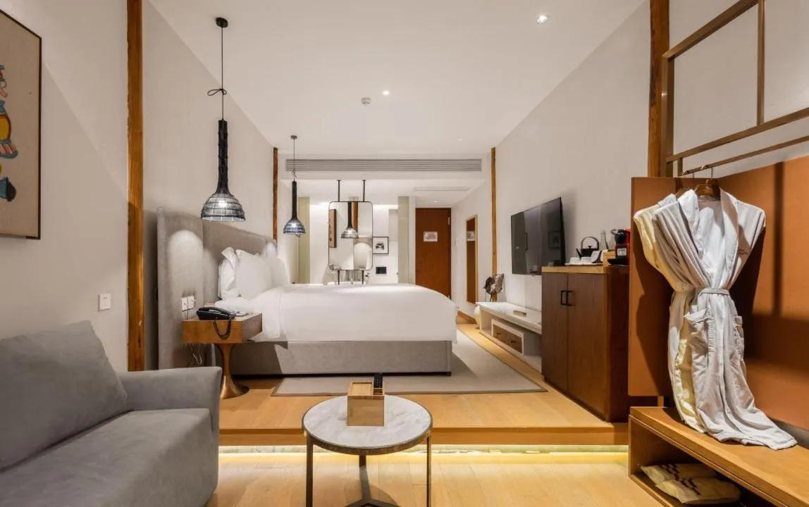 Photo of the whole room, Bed in Ancient Charm Inn Chengdu