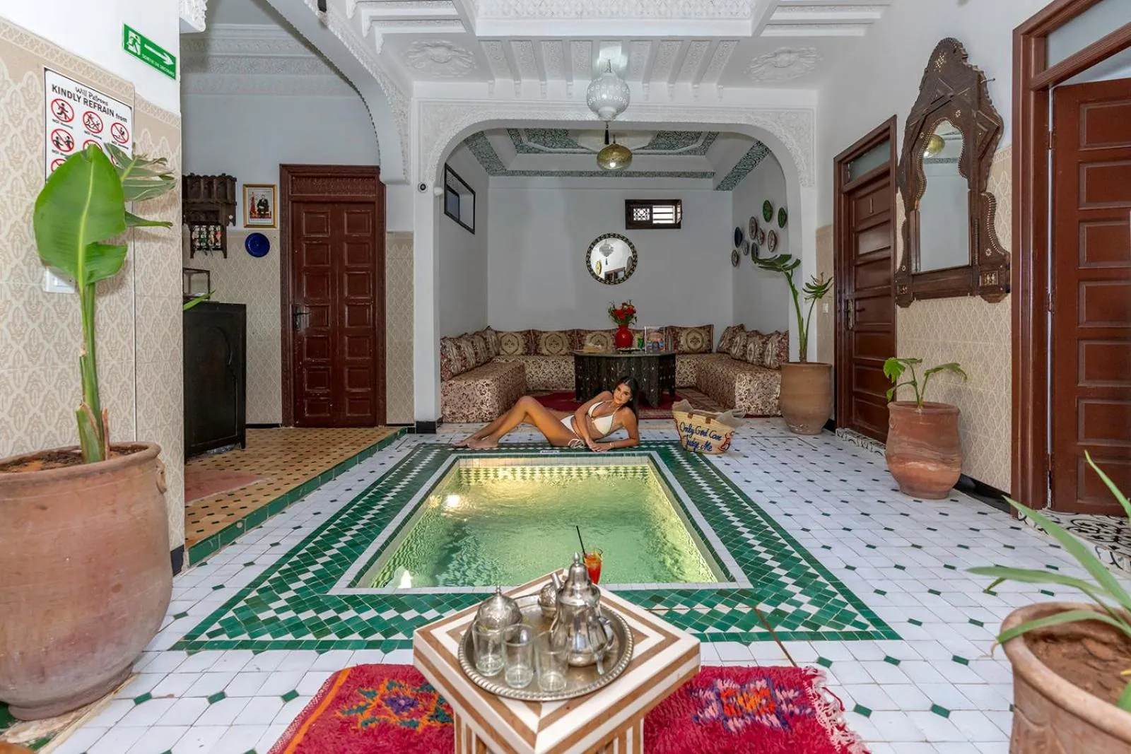 Swimming pool in Riad Lalla Zineb & SPA