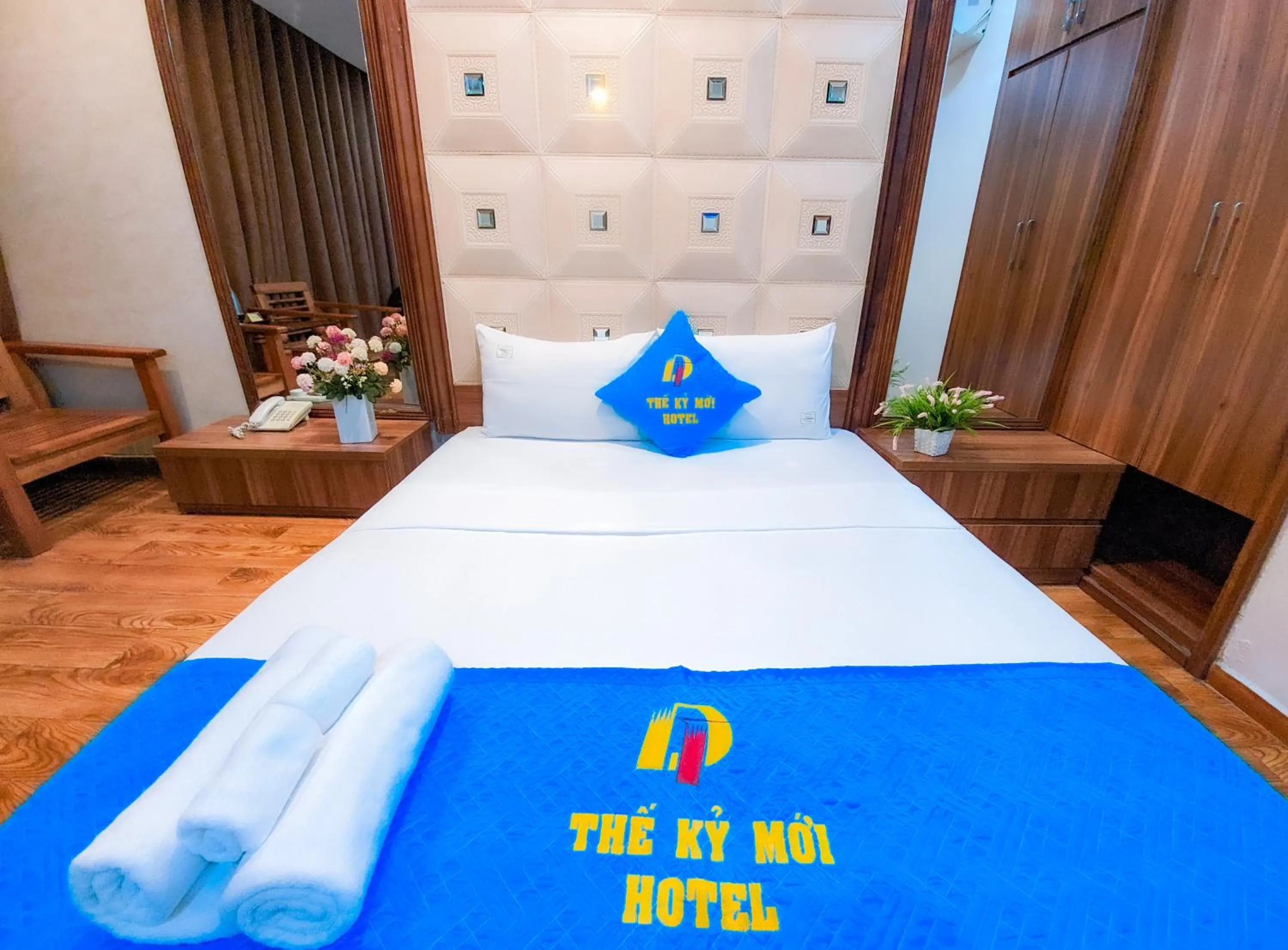 Bed in Khách sạn Thế Kỷ Mới