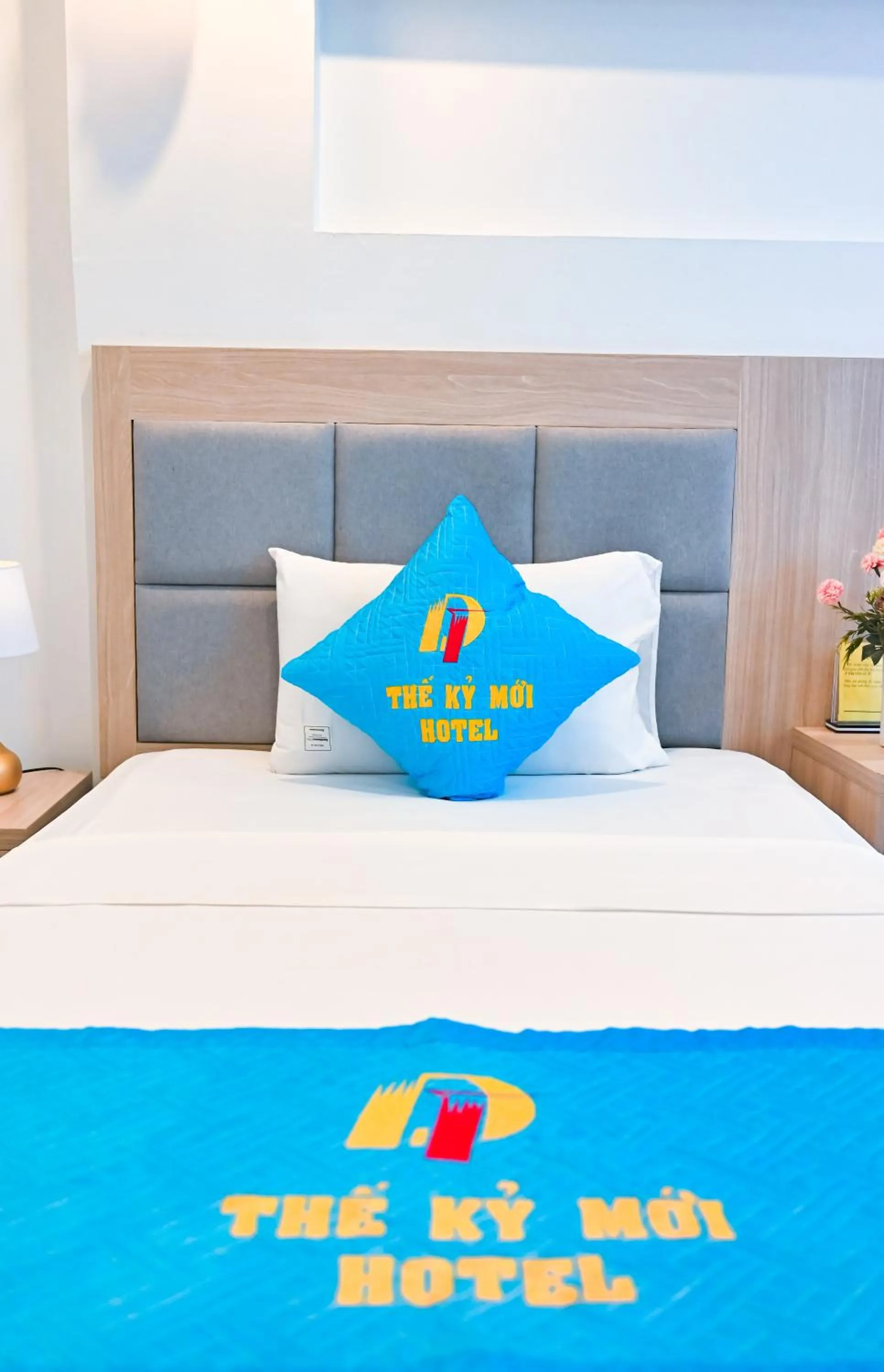 Bed in Khách sạn Thế Kỷ Mới