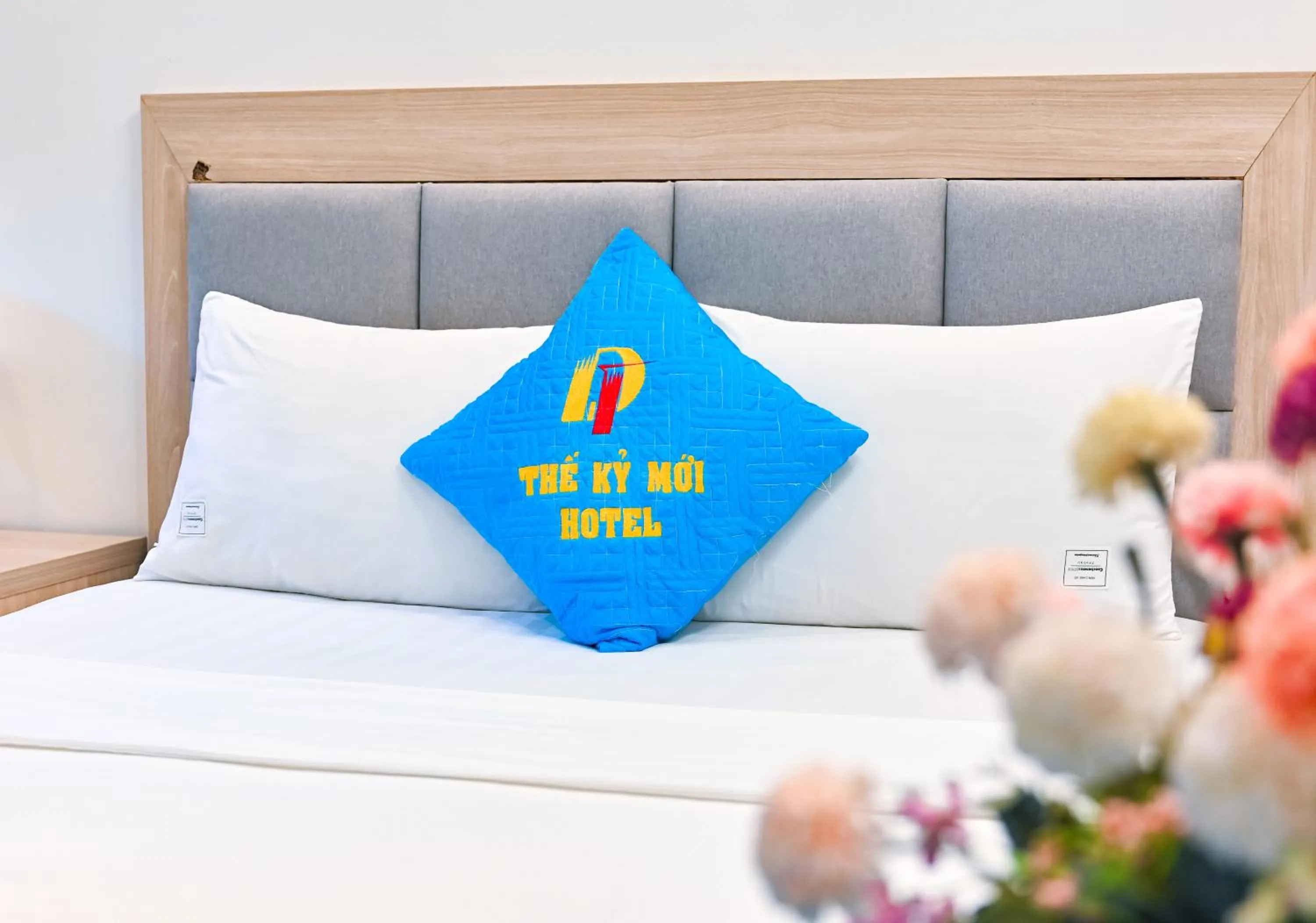 Bed in Khách sạn Thế Kỷ Mới