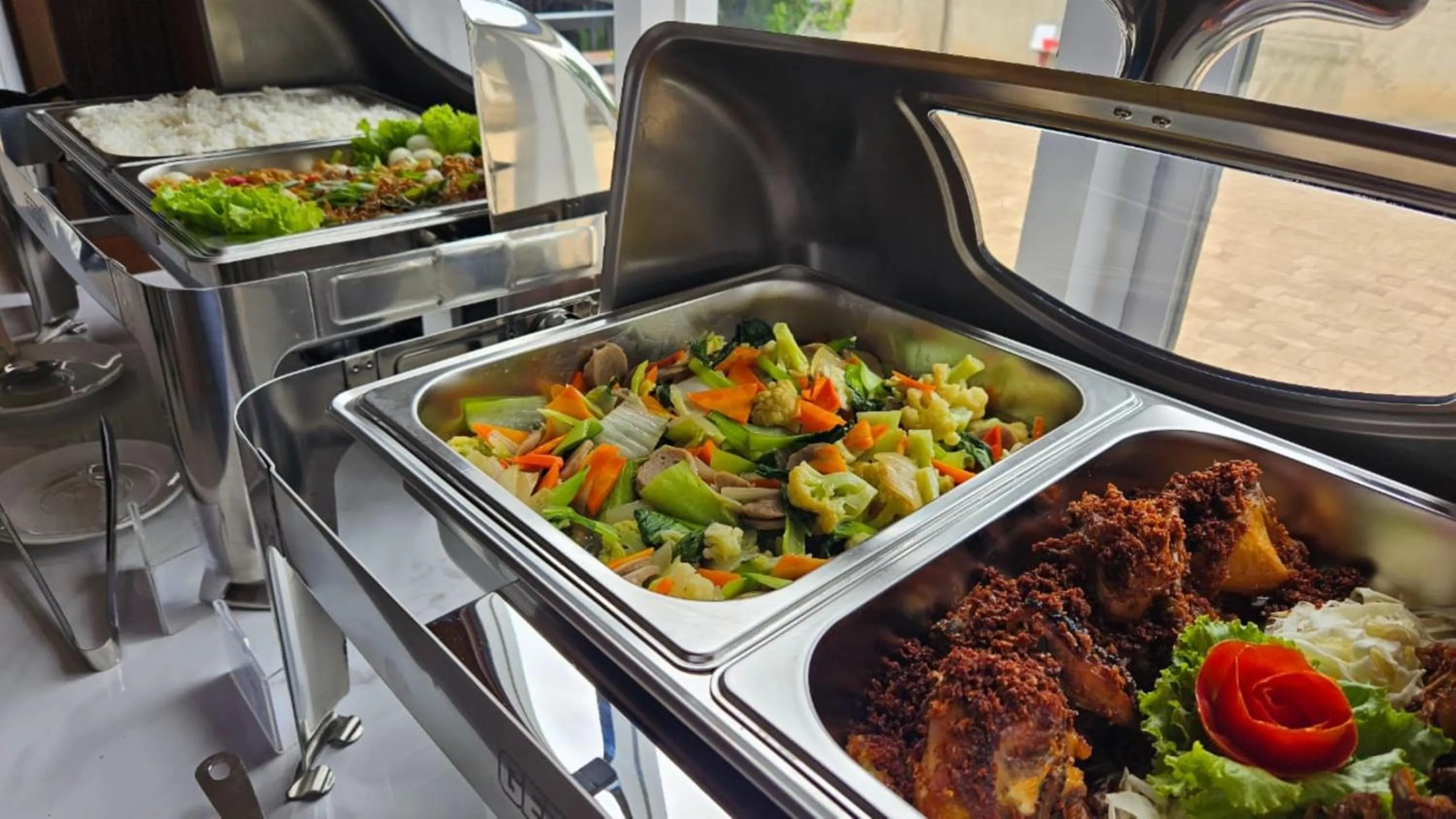 Food in Hexton Hotel Lampung by Amazing