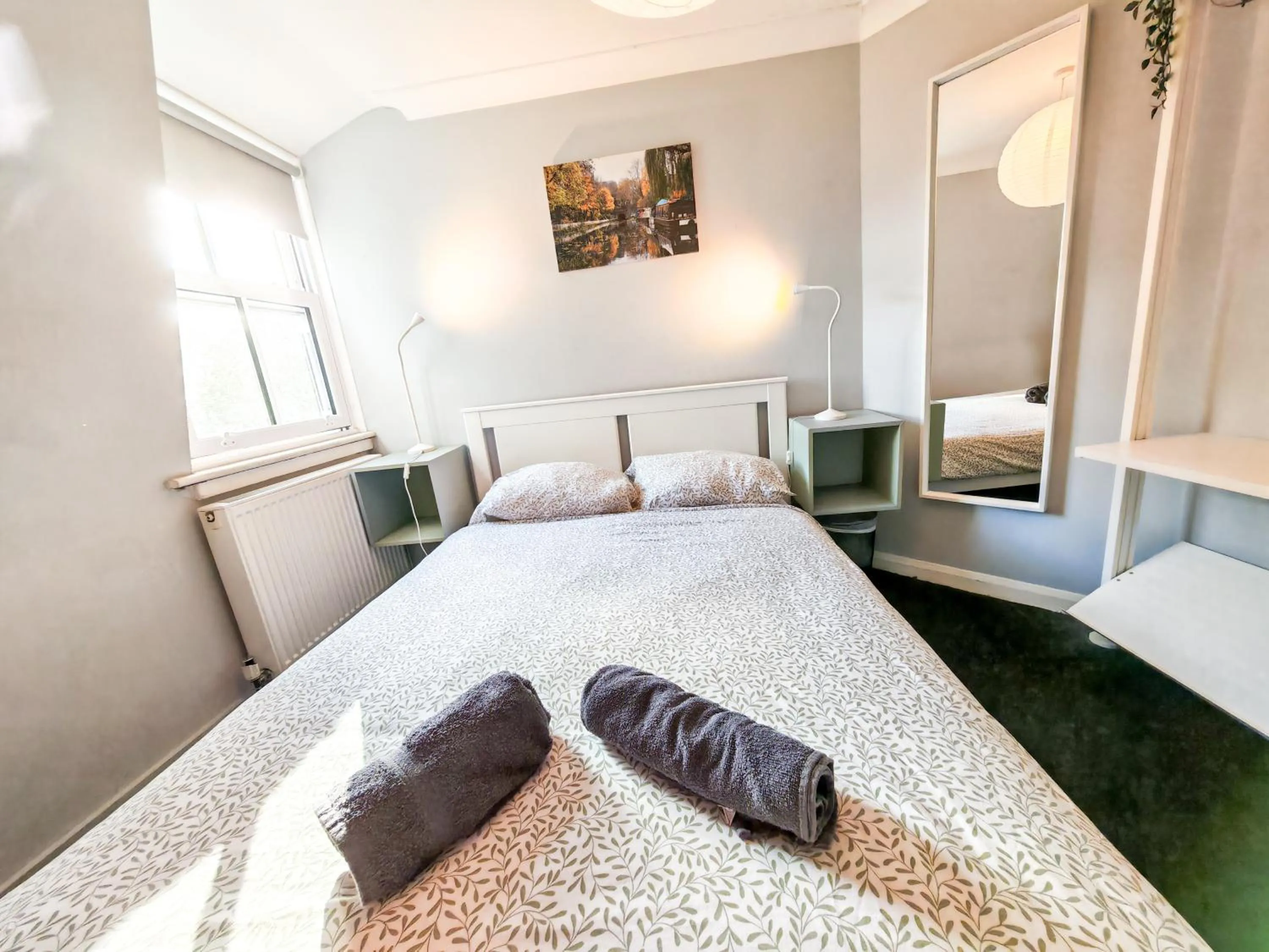 Bed in Prime Backpackers Angel