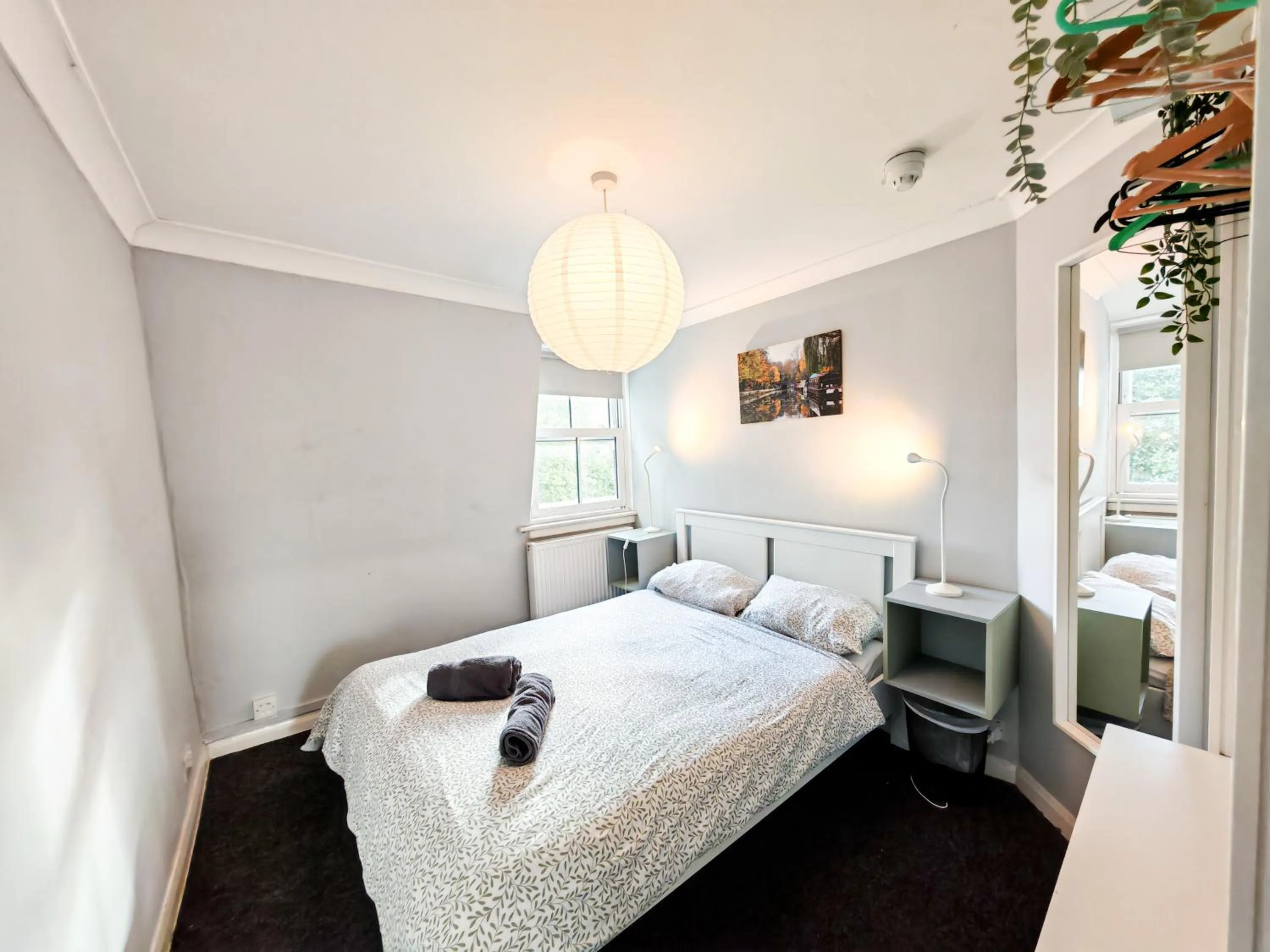 Bed in Prime Backpackers Angel