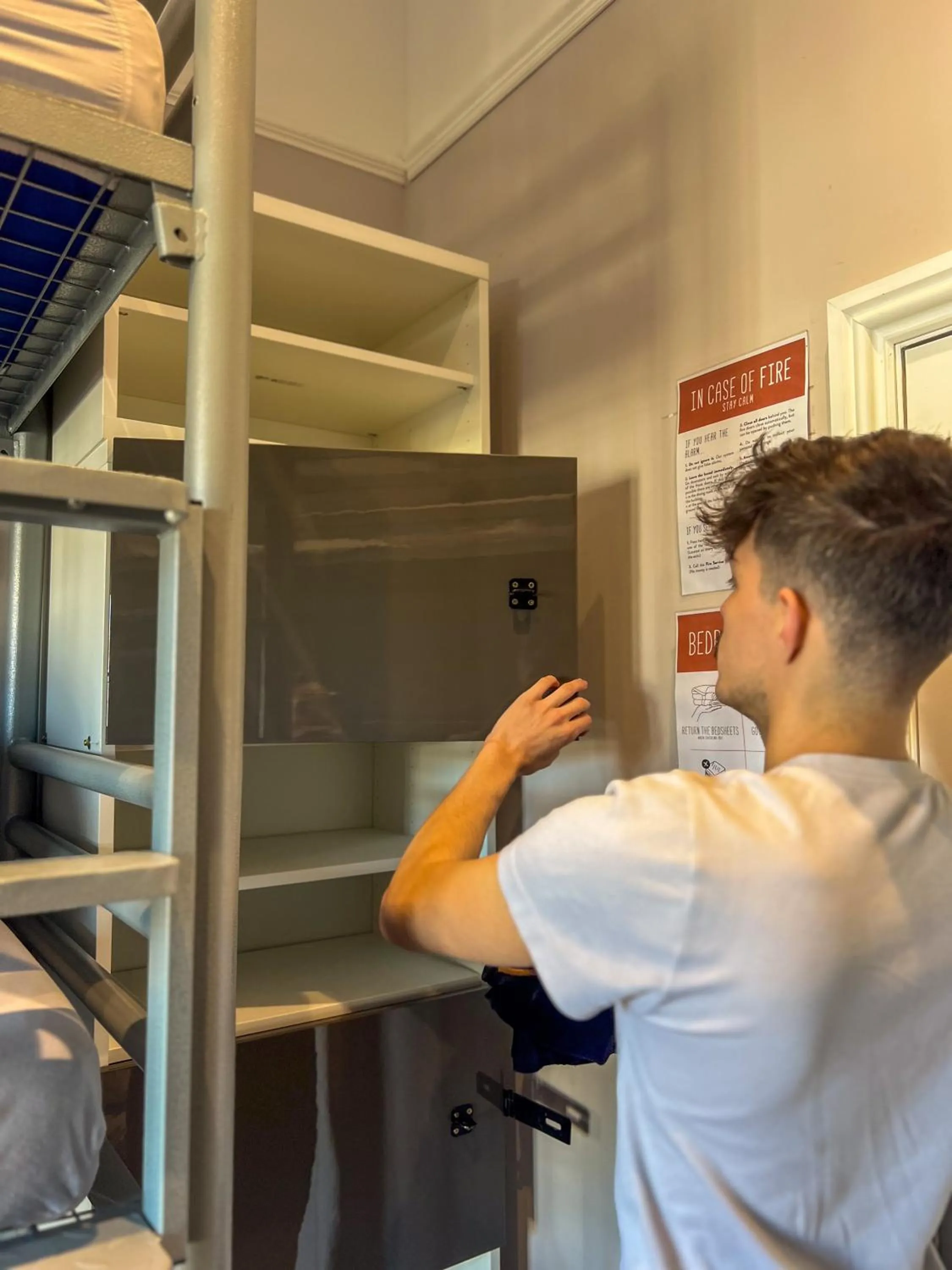 Bedroom in Prime Backpackers Angel