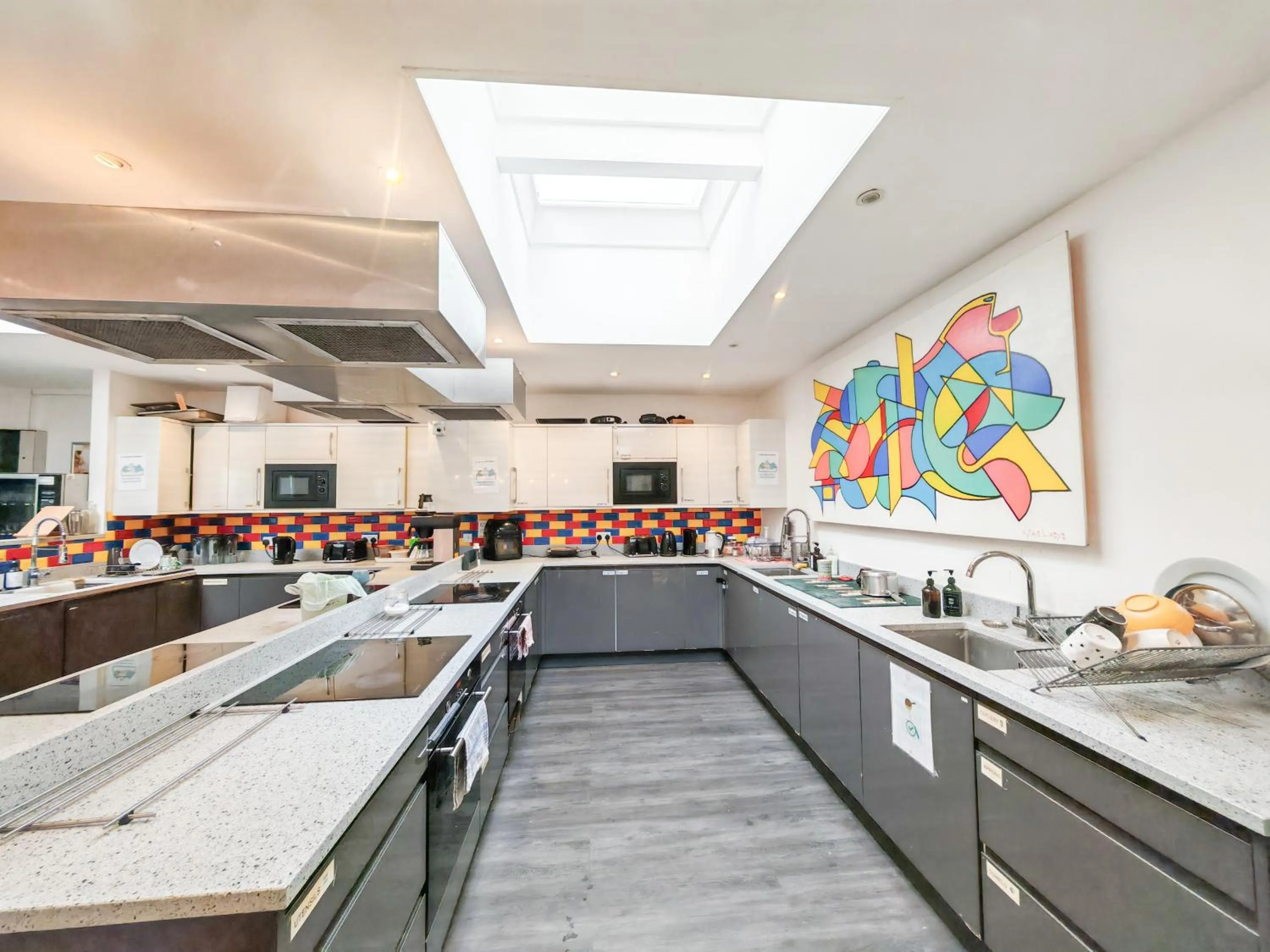 Kitchen or kitchenette in Prime Backpackers Angel