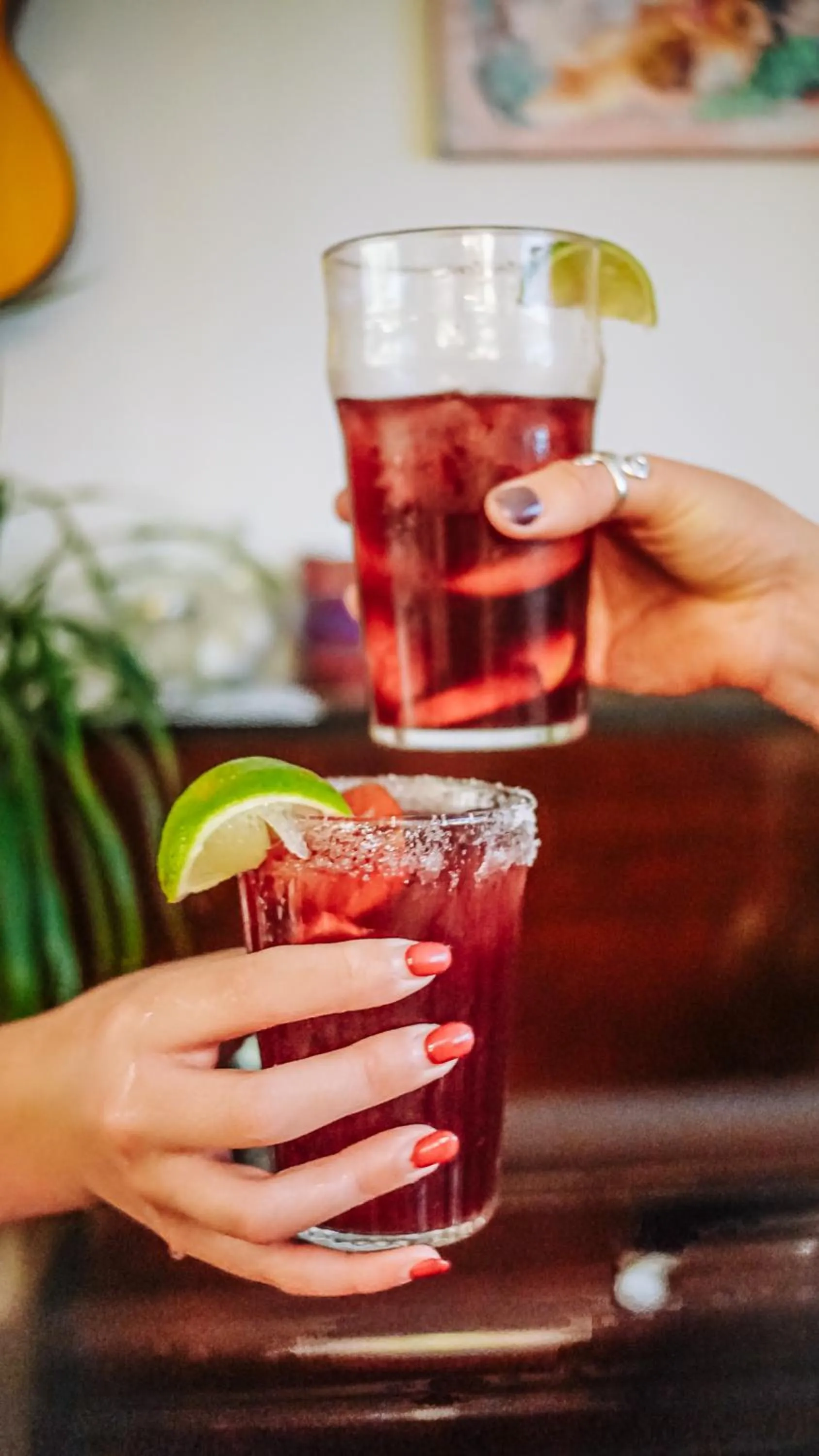 Evening entertainment in Prime Backpackers Angel