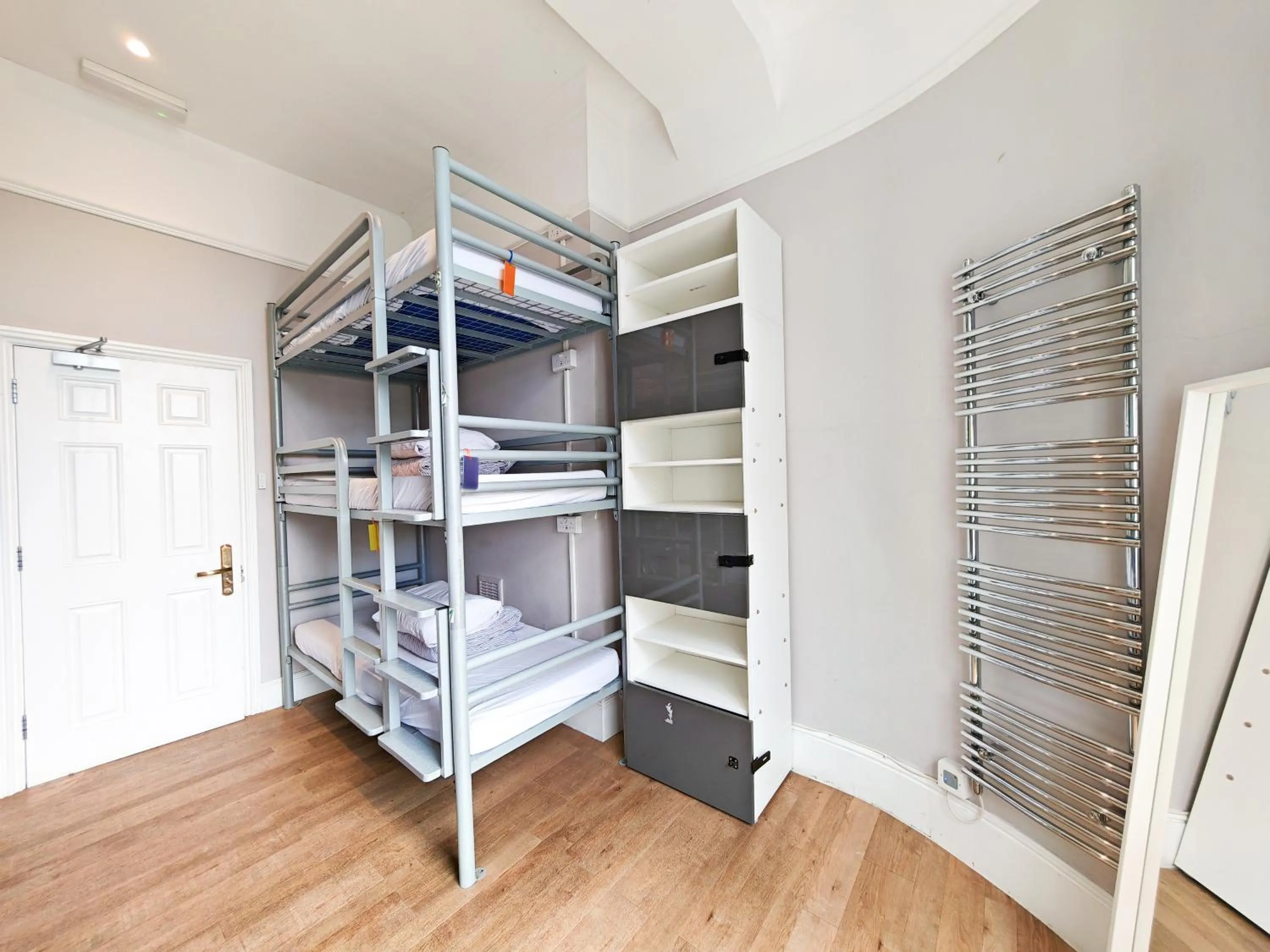 Bed in Prime Backpackers Angel