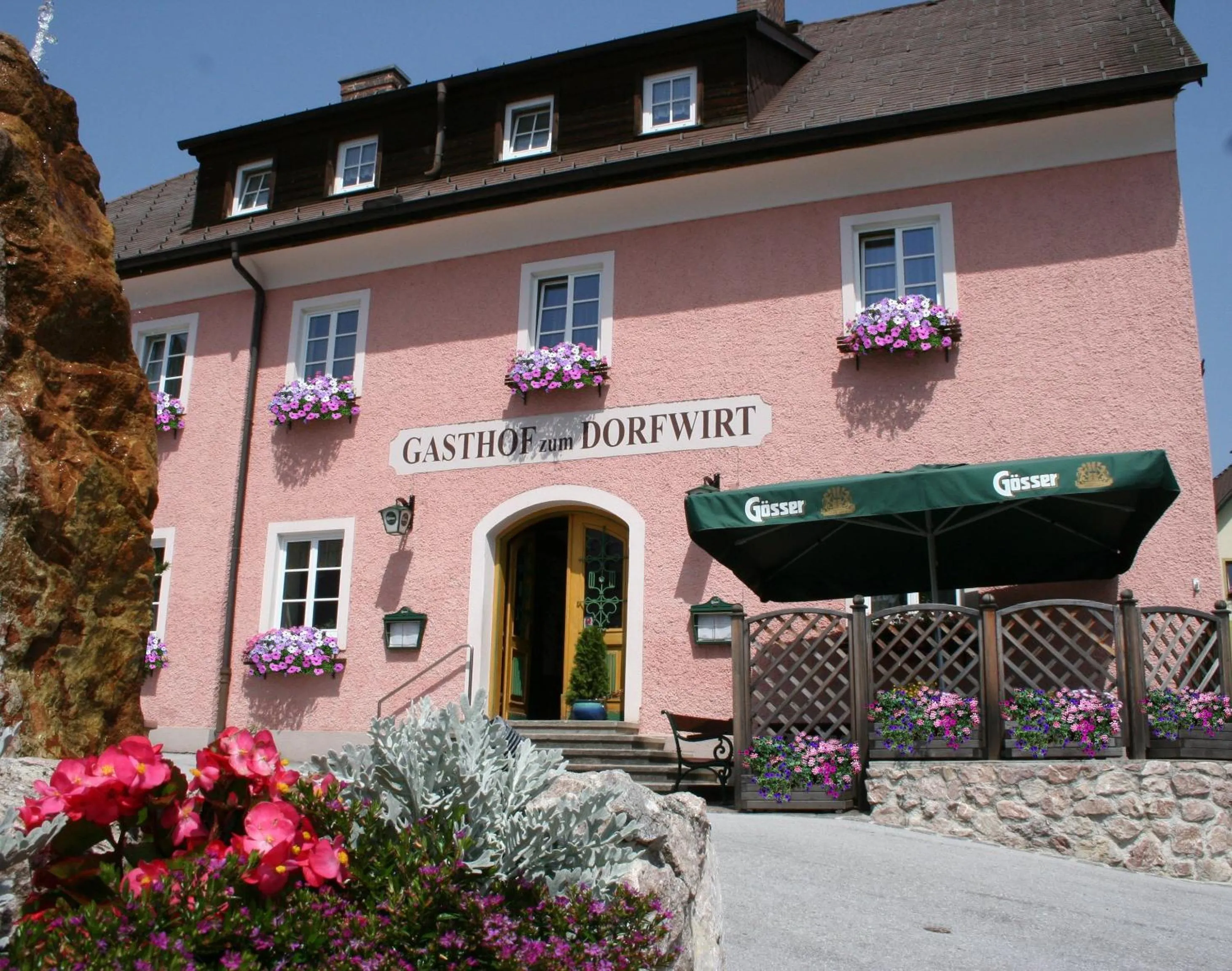 Facade/entrance in Gasthof Dorfwirt