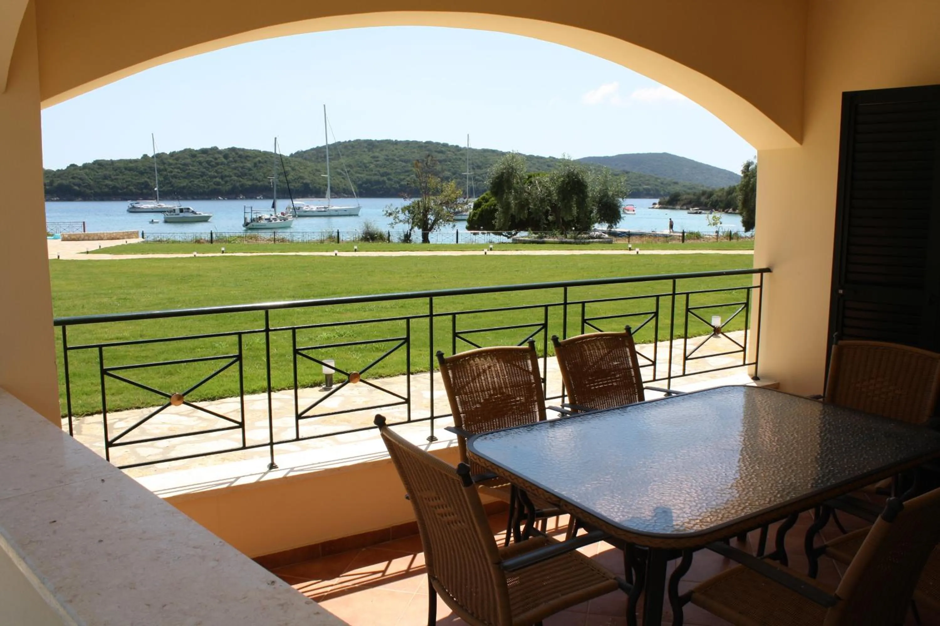 Garden view in Sivota Gold