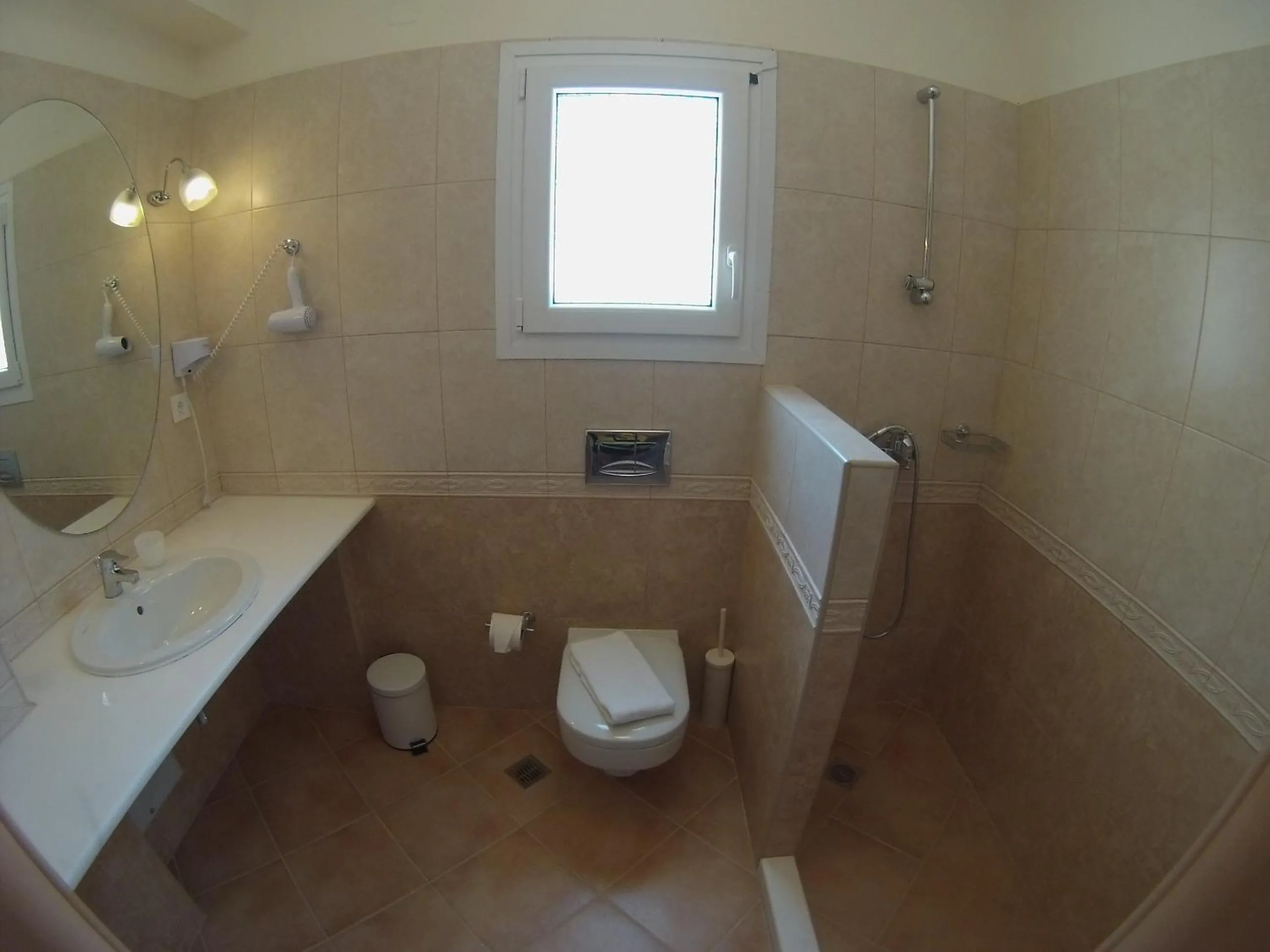 Bathroom in Sivota Gold