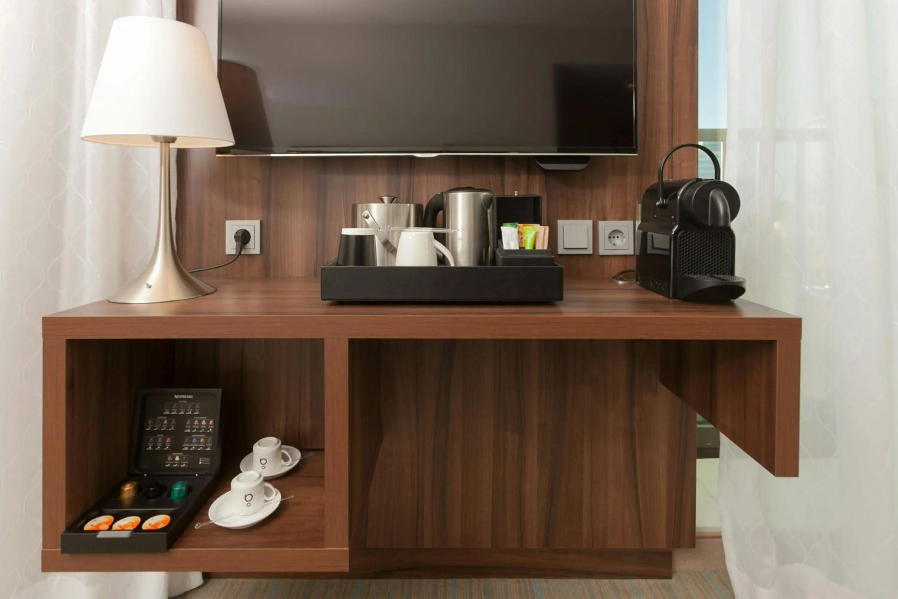 Photo of the whole room in Courtyard by Marriott Amsterdam Arena Atlas