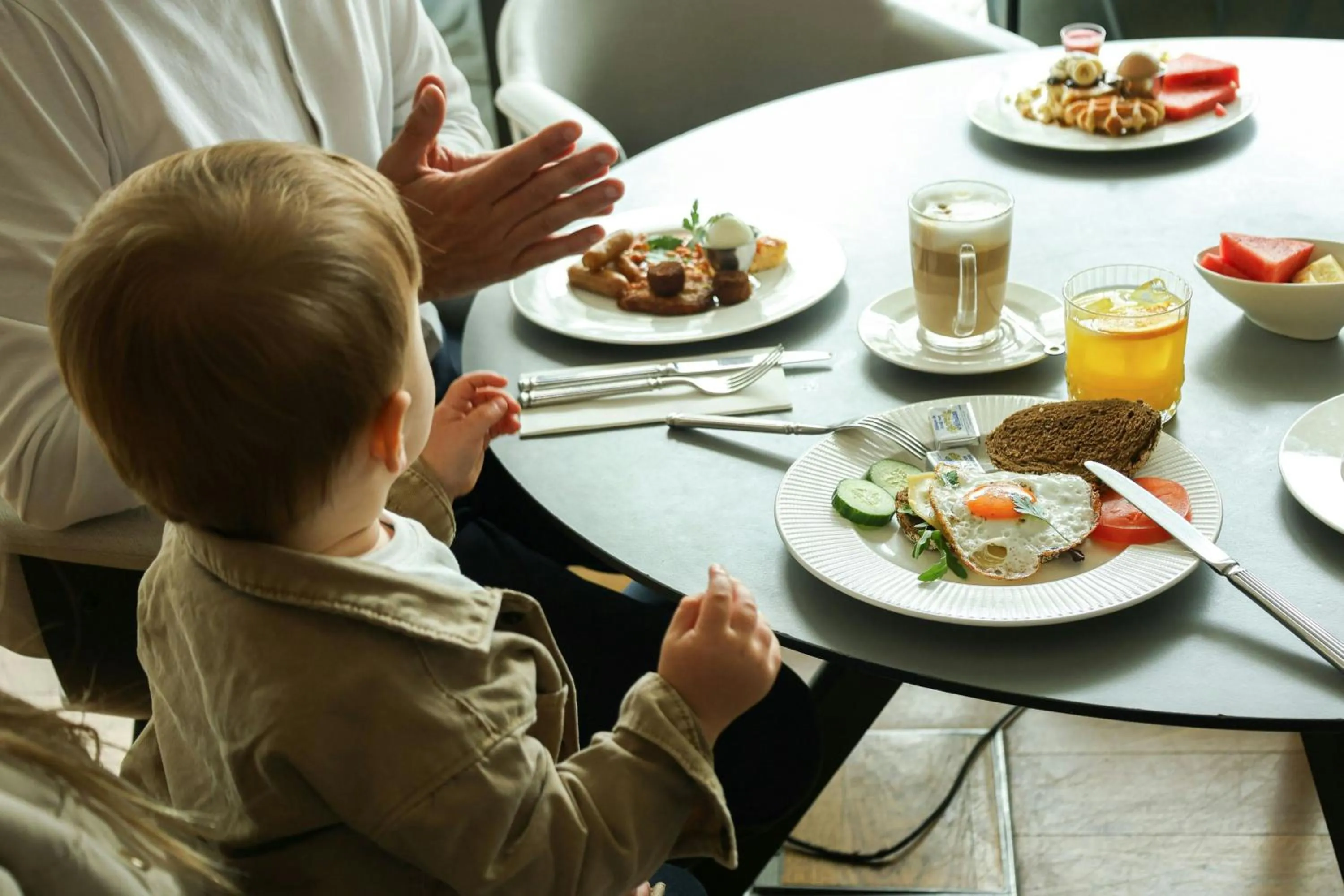 Breakfast in Courtyard by Marriott Amsterdam Arena Atlas