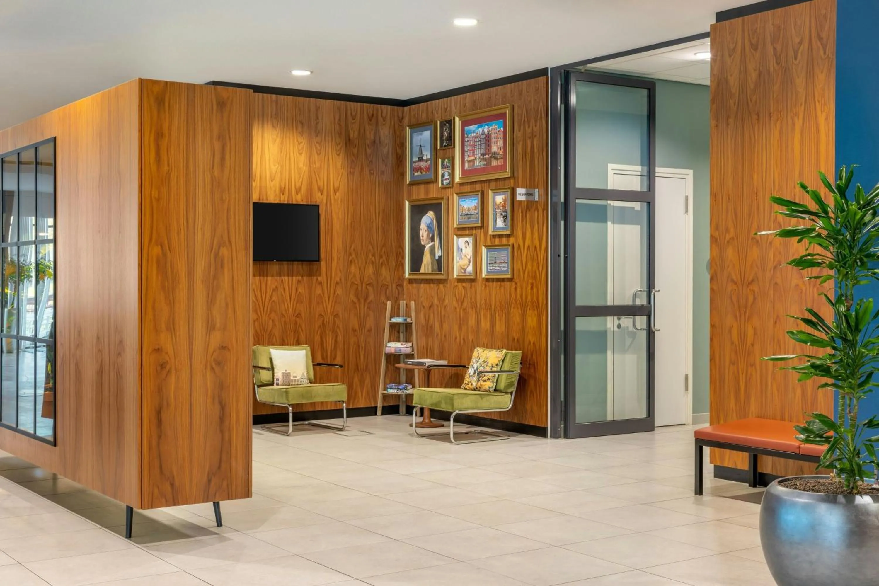 Lobby or reception in Courtyard by Marriott Amsterdam Arena Atlas