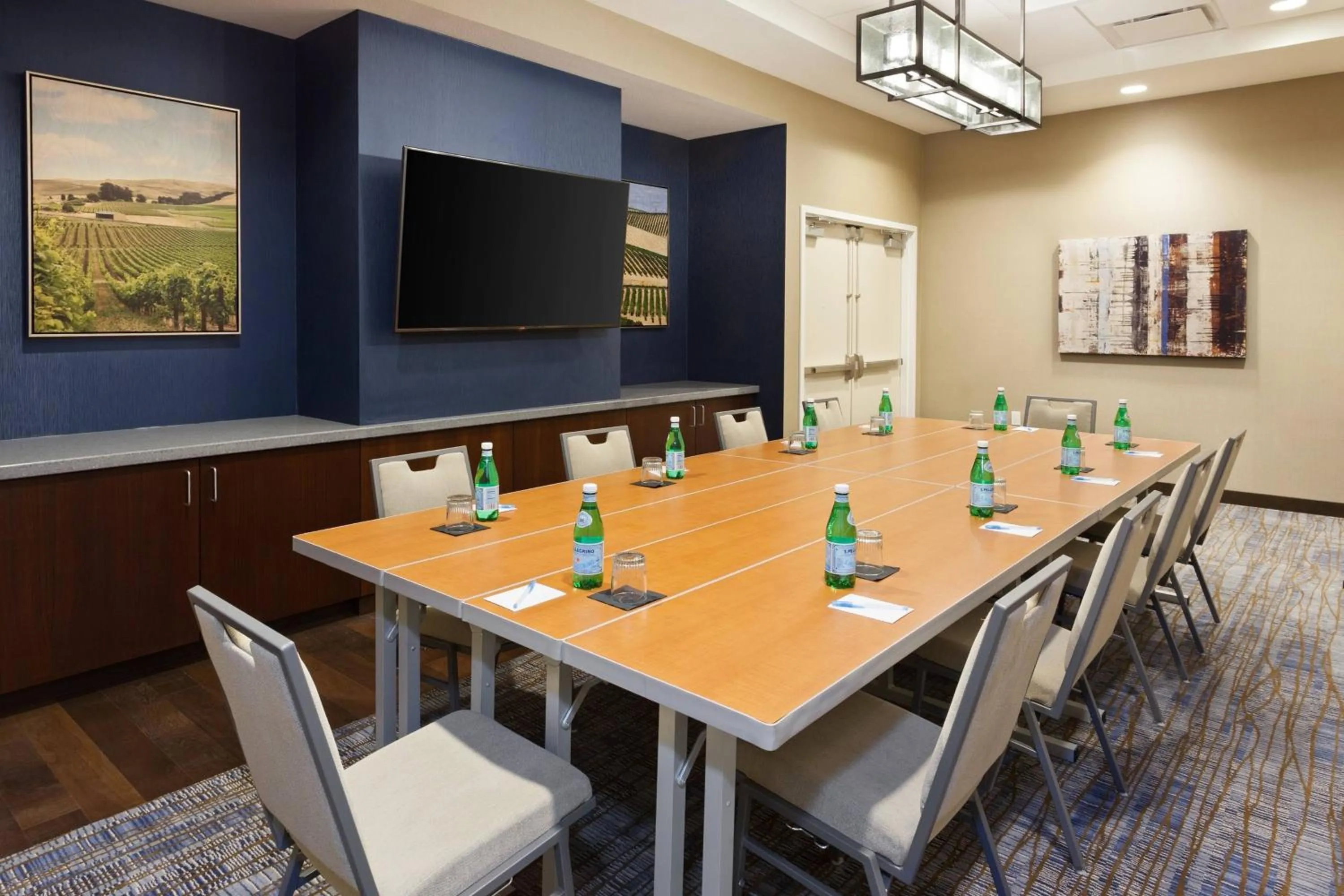 Meeting/conference room in SpringHill Suites by Marriott Paso Robles Atascadero