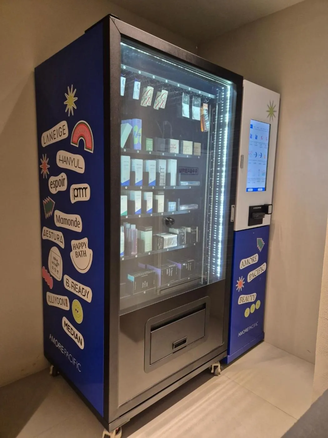 vending machine in New Blanc Central Myeongdong