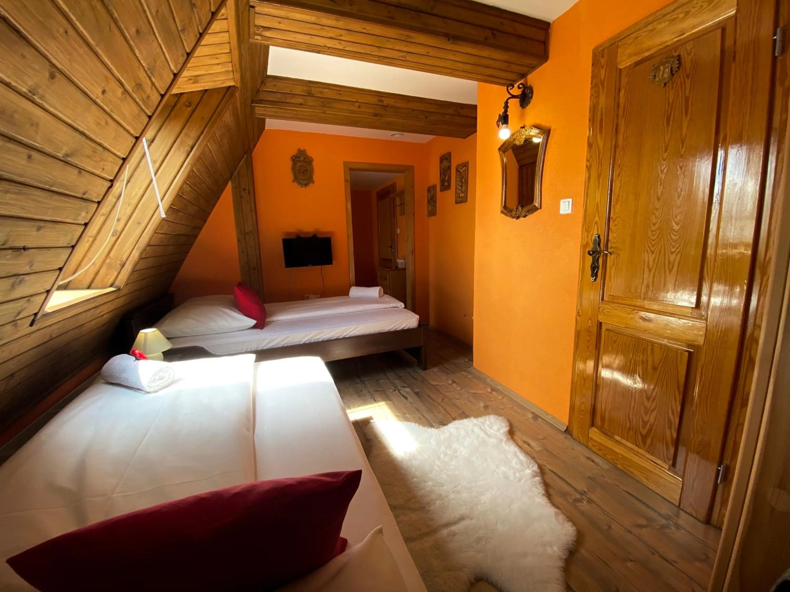 Standard Twin Room with Garden View in Vila Viktoria