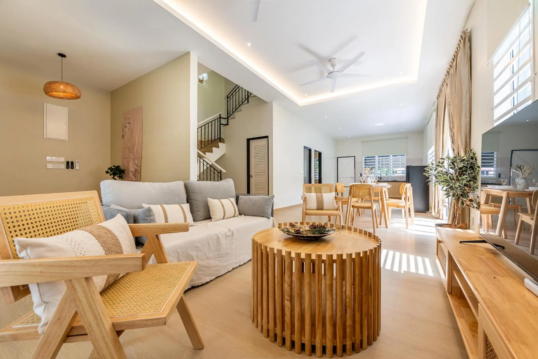 La Ferringhi Villa by BRB