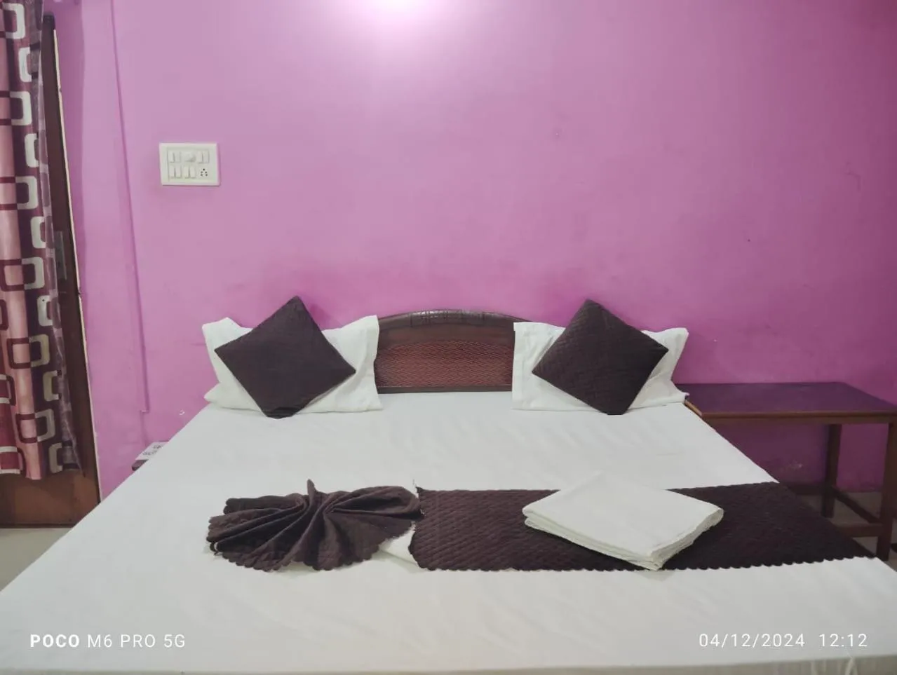 Bed in Baba Guest House