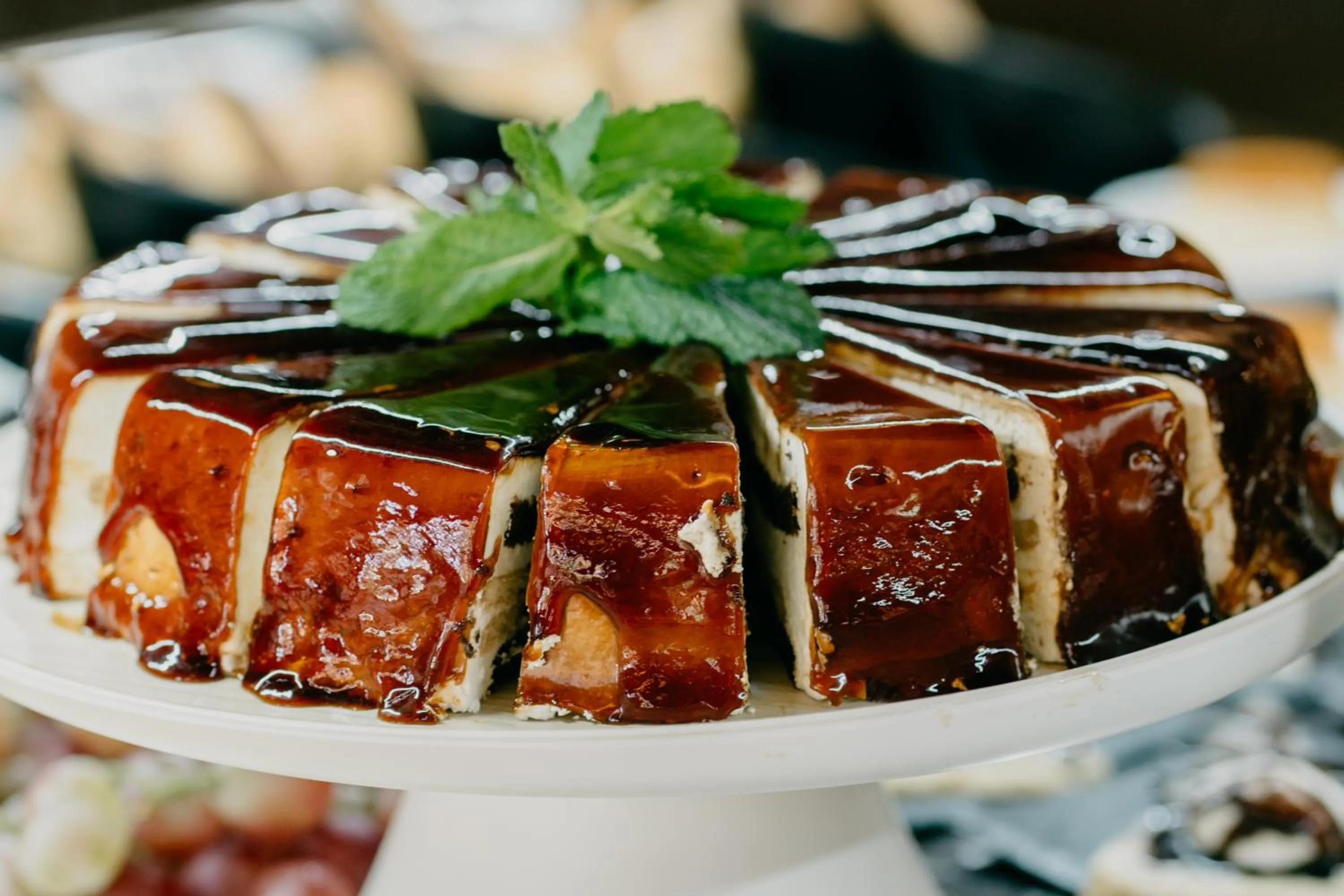 Restaurant/places to eat in Mònica Hotel