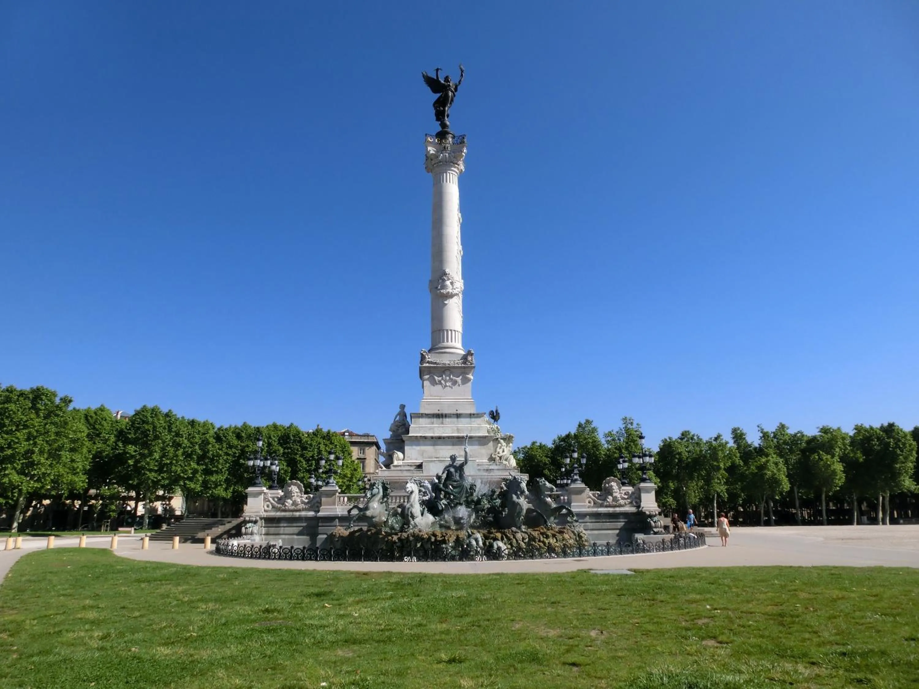 Nearby landmark in La Suite aquitaine