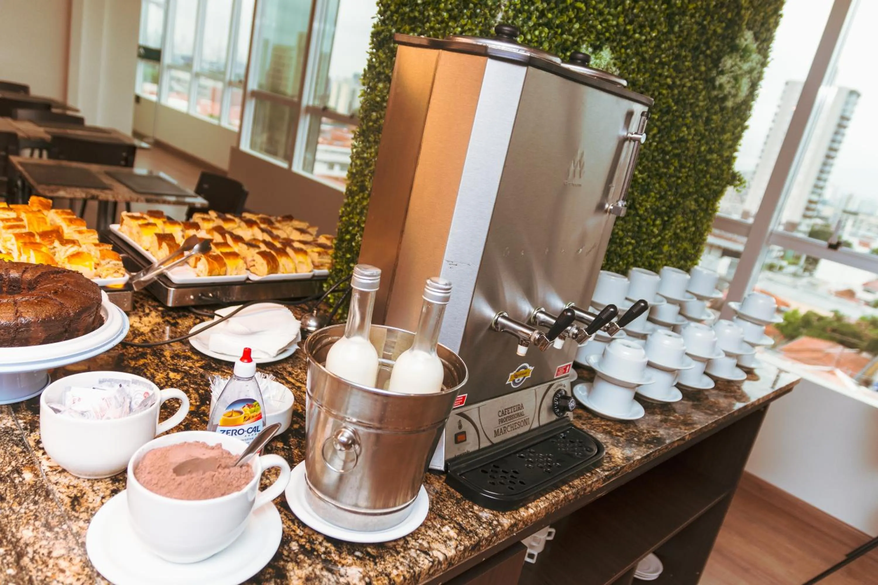 Floresta Hotel - Expo C Norte - Distrito Anhembi