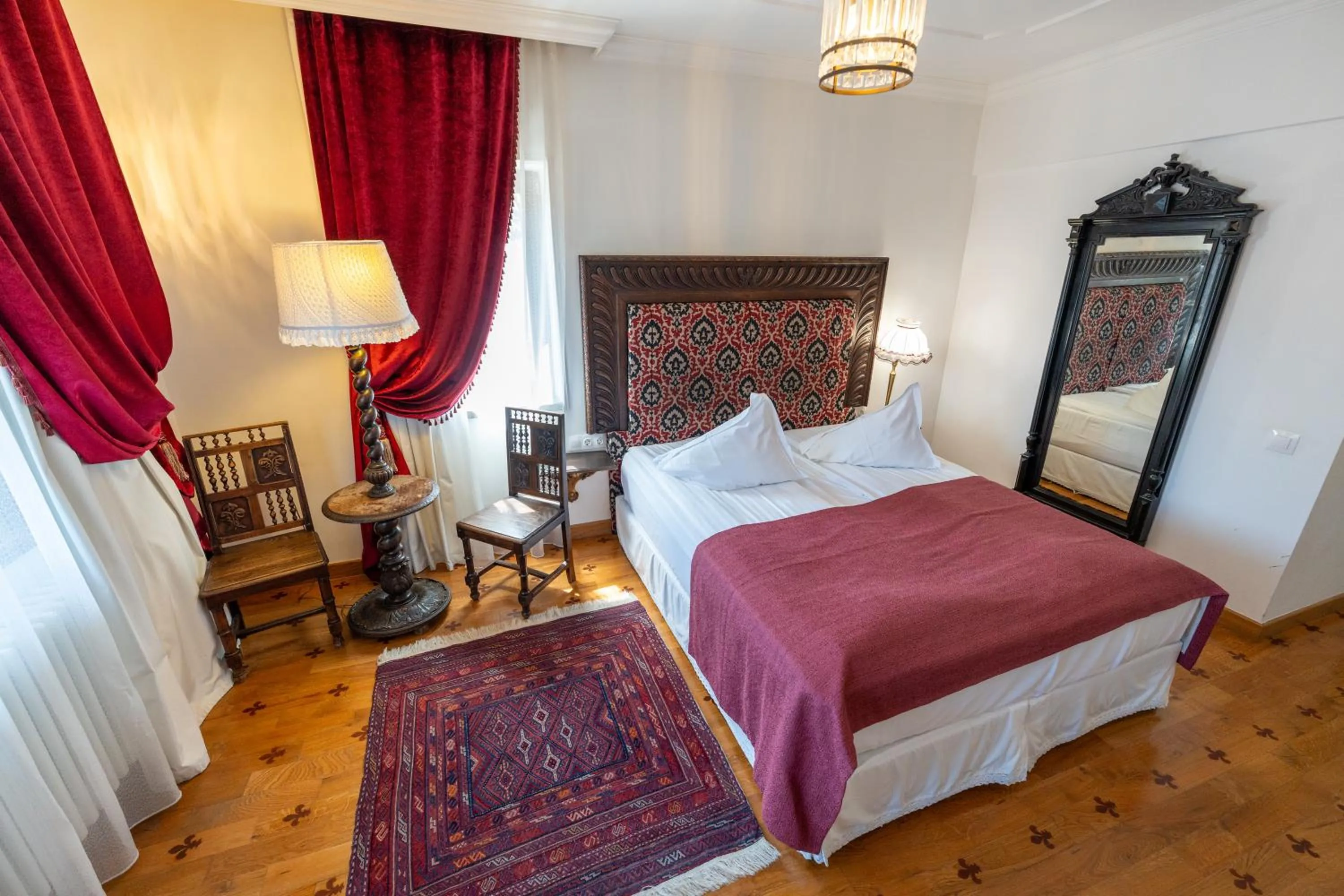 Bedroom, Bed in Casa Din Bran - Inn Center