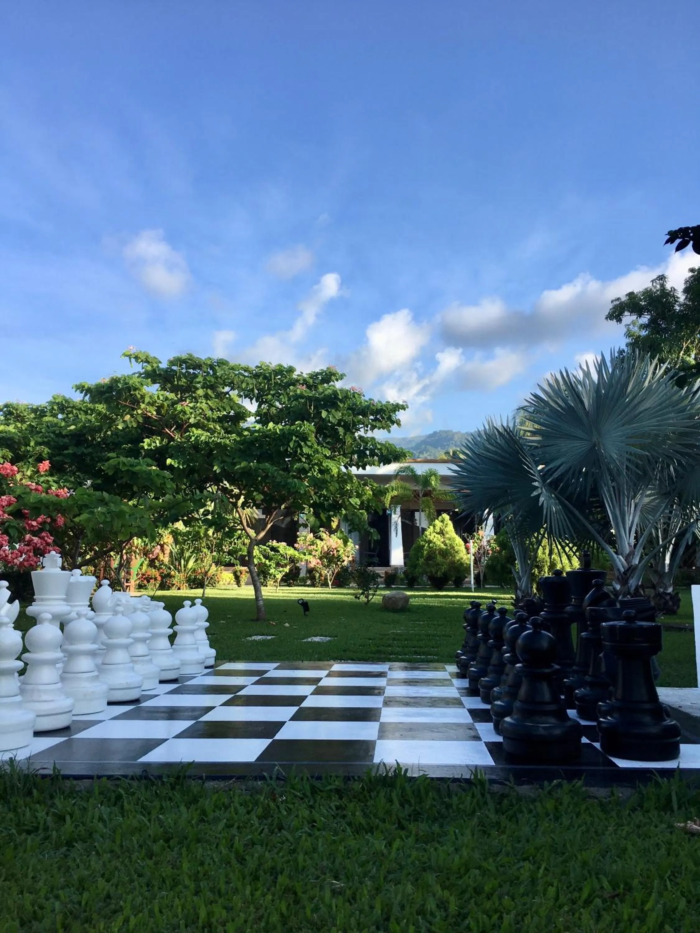 Paraiso Rainforest and Beach Hotel