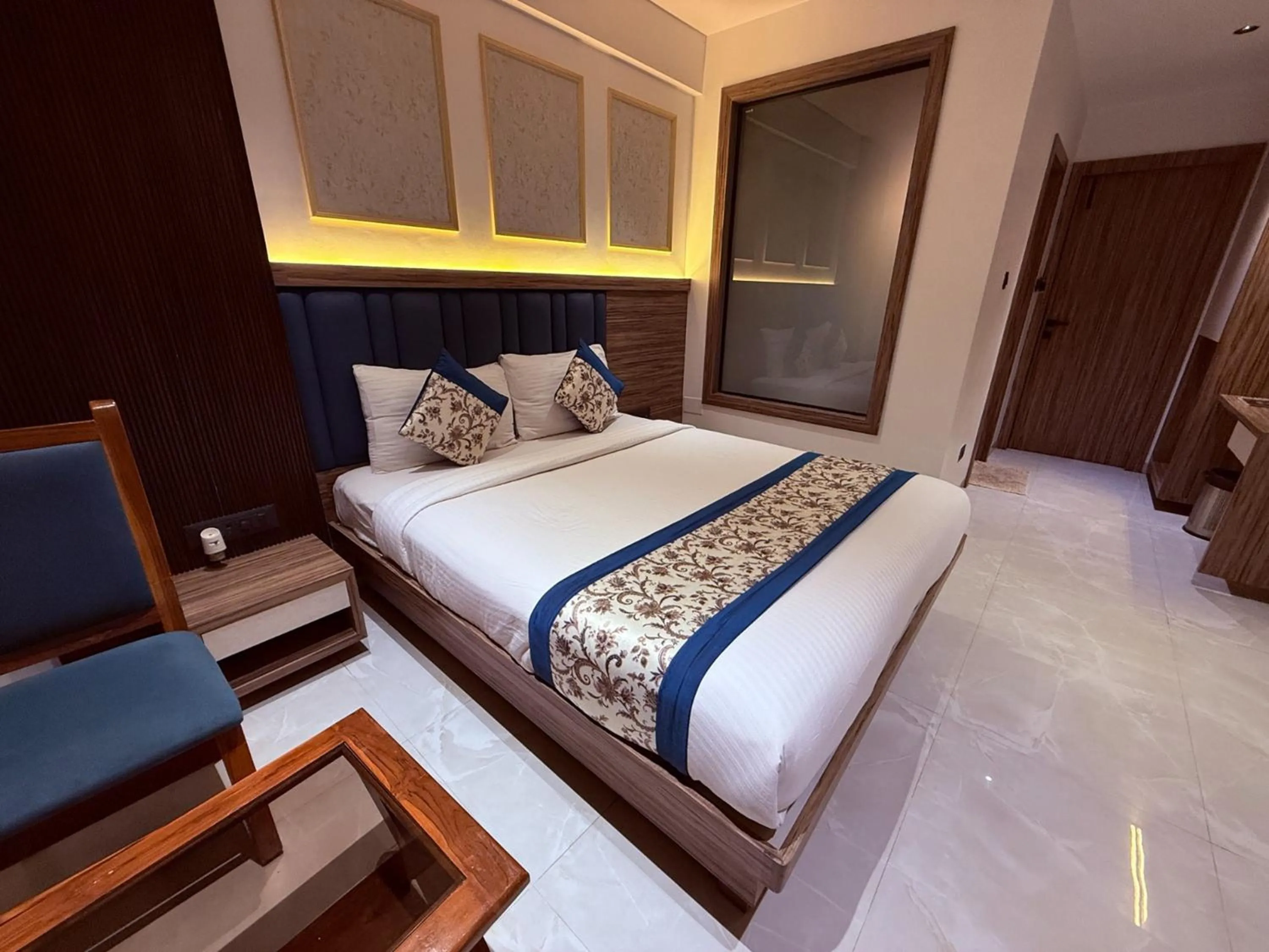 Bed in Hotel Kushala Grand, Dombivali