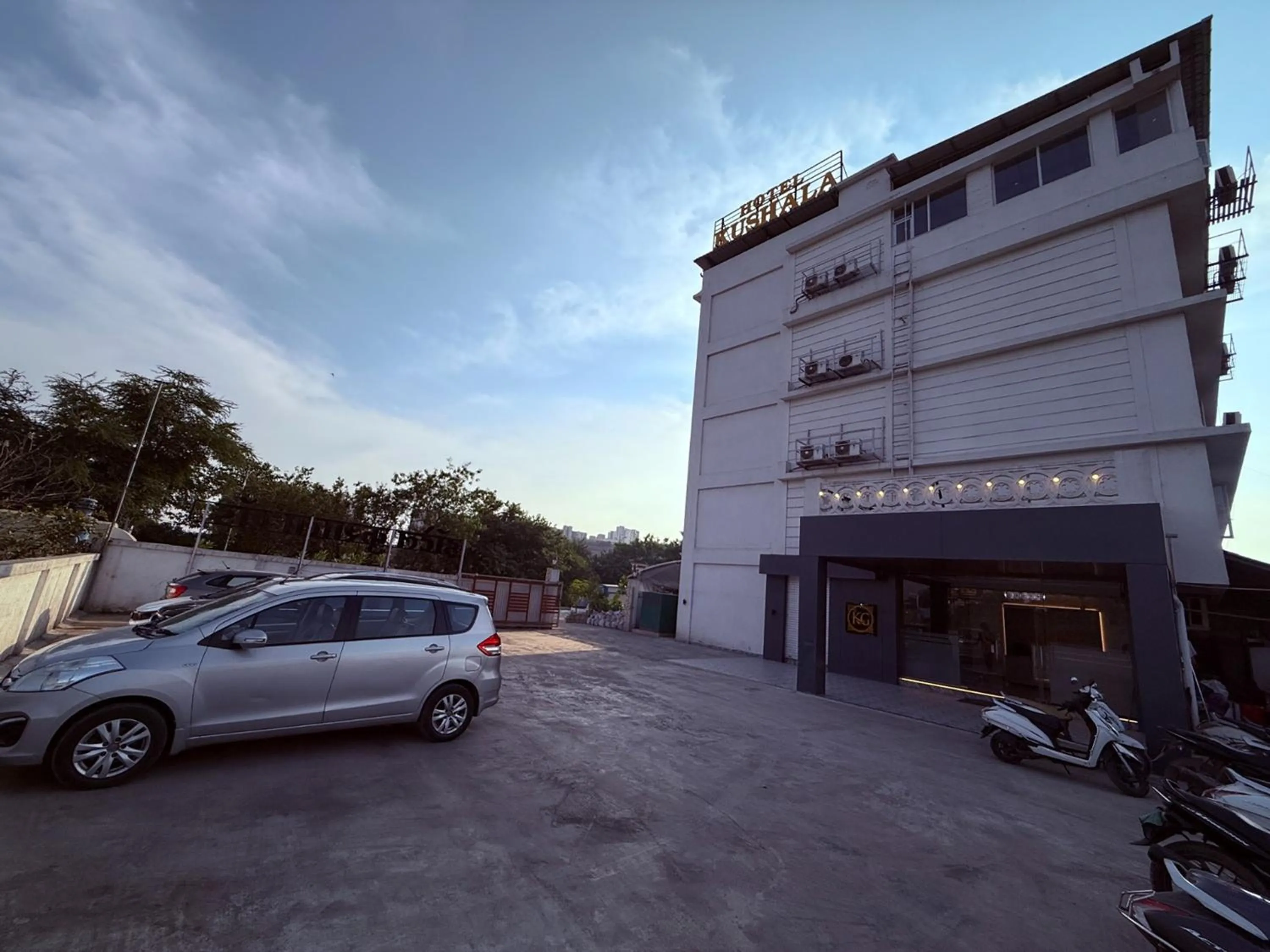 Property building in Hotel Kushala Grand, Dombivali